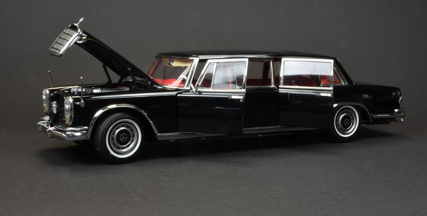Mercedes-Benz (W100) 6-door Pullmann CMC M-200