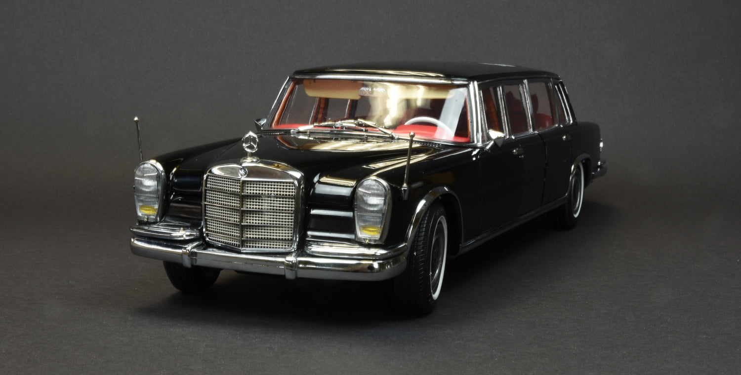 Mercedes-Benz (W100) 6-door Pullmann CMC M-200