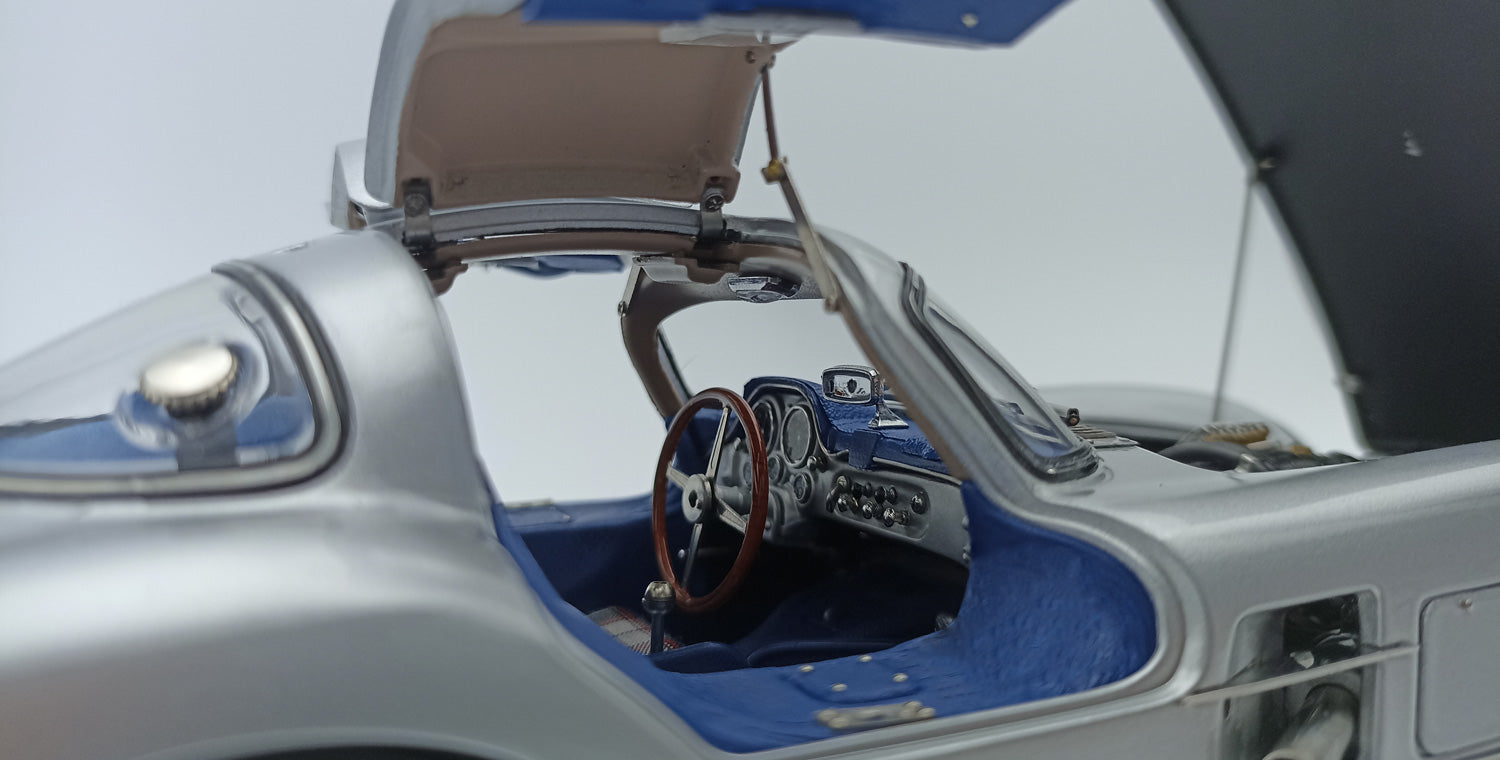 Mercedes-Benz 300 SLR Coupe 1955 Blaues Interieur CMC M-243