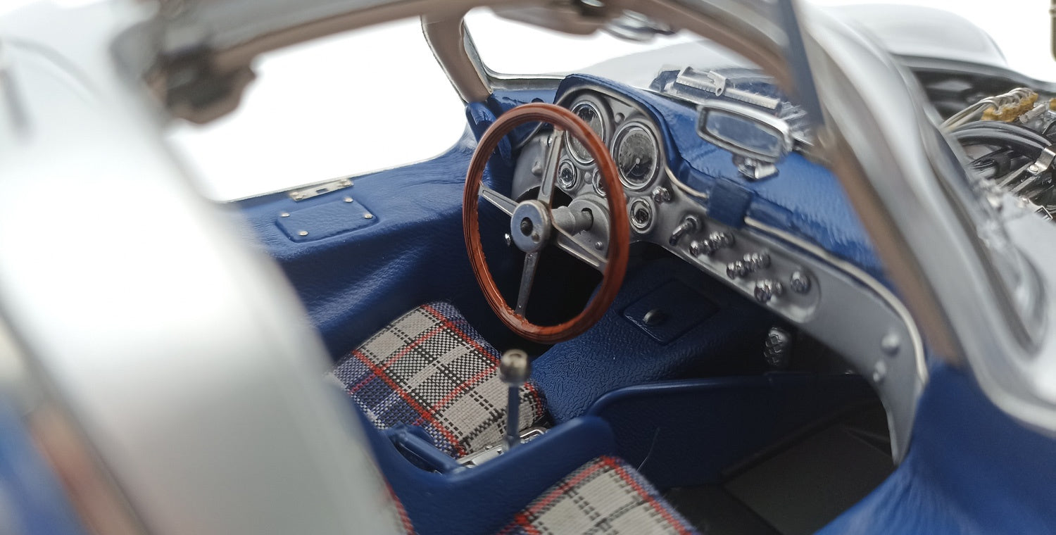 Mercedes-Benz 300 SLR Coupe #15 Großer Preis von Schweden 1955 CMC M-244 LE 1000 Stück