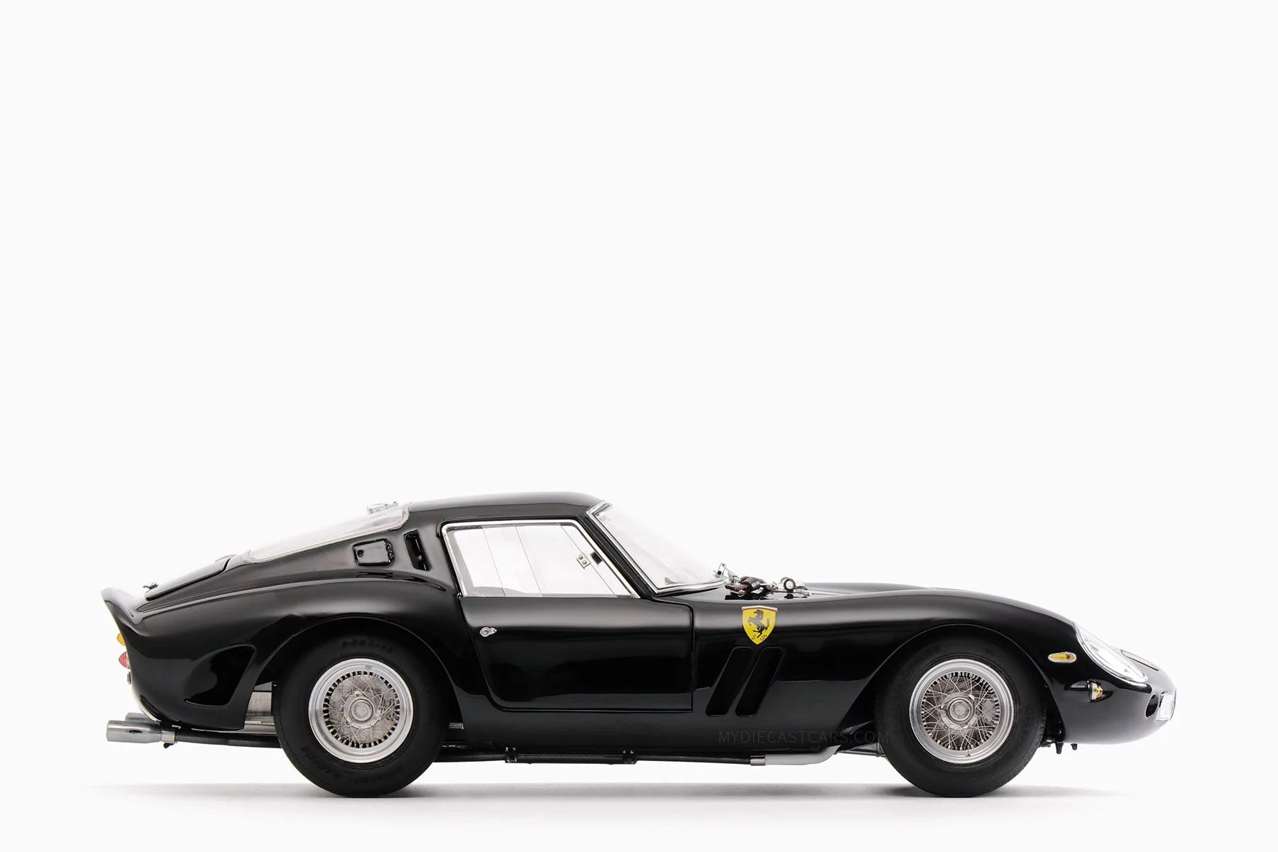 M-259 1/18 CMC Ferrari 250 GTO BLACK special model USA