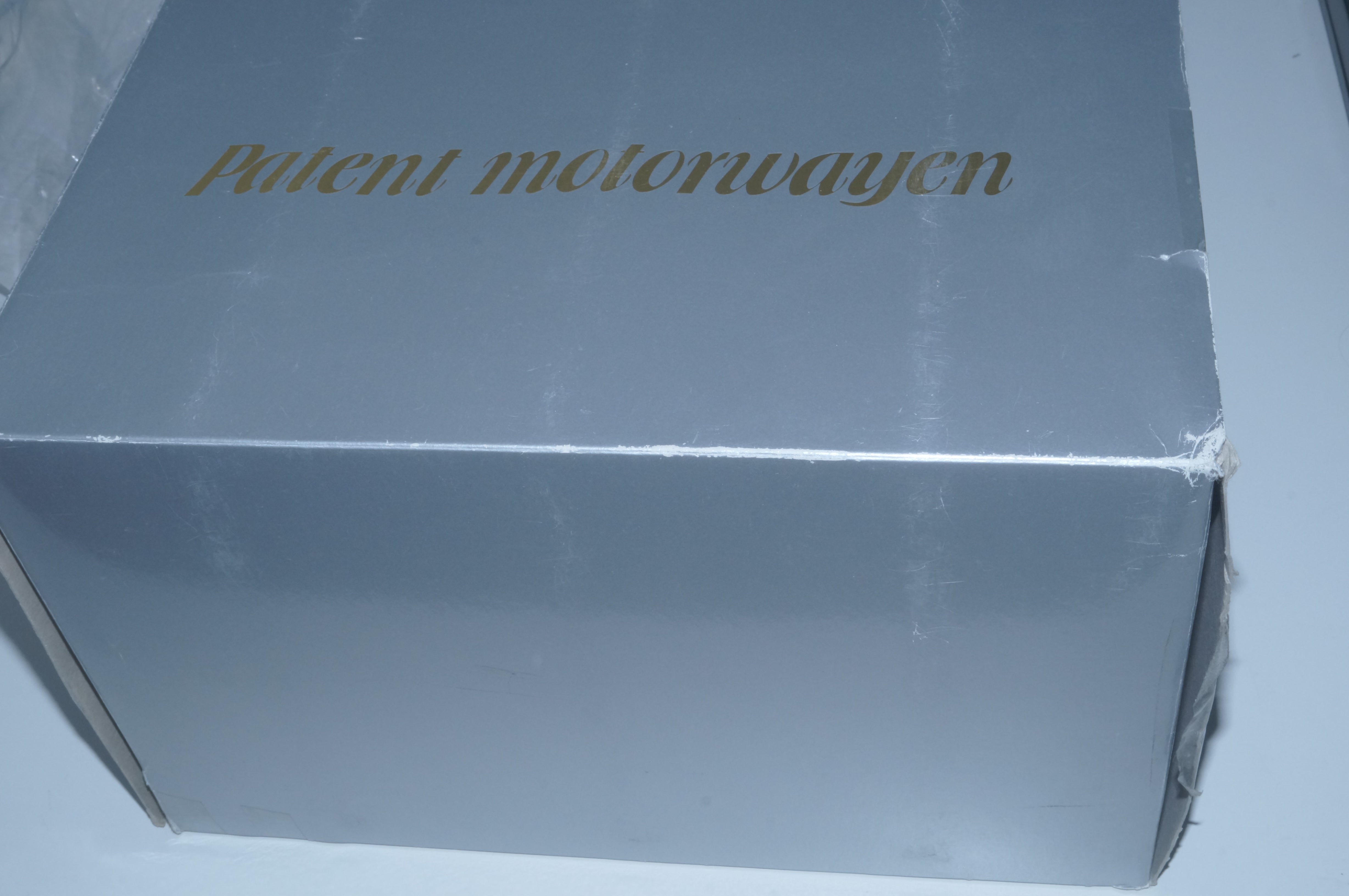 1/10 Benz Patent Motorwagen CMC M-005