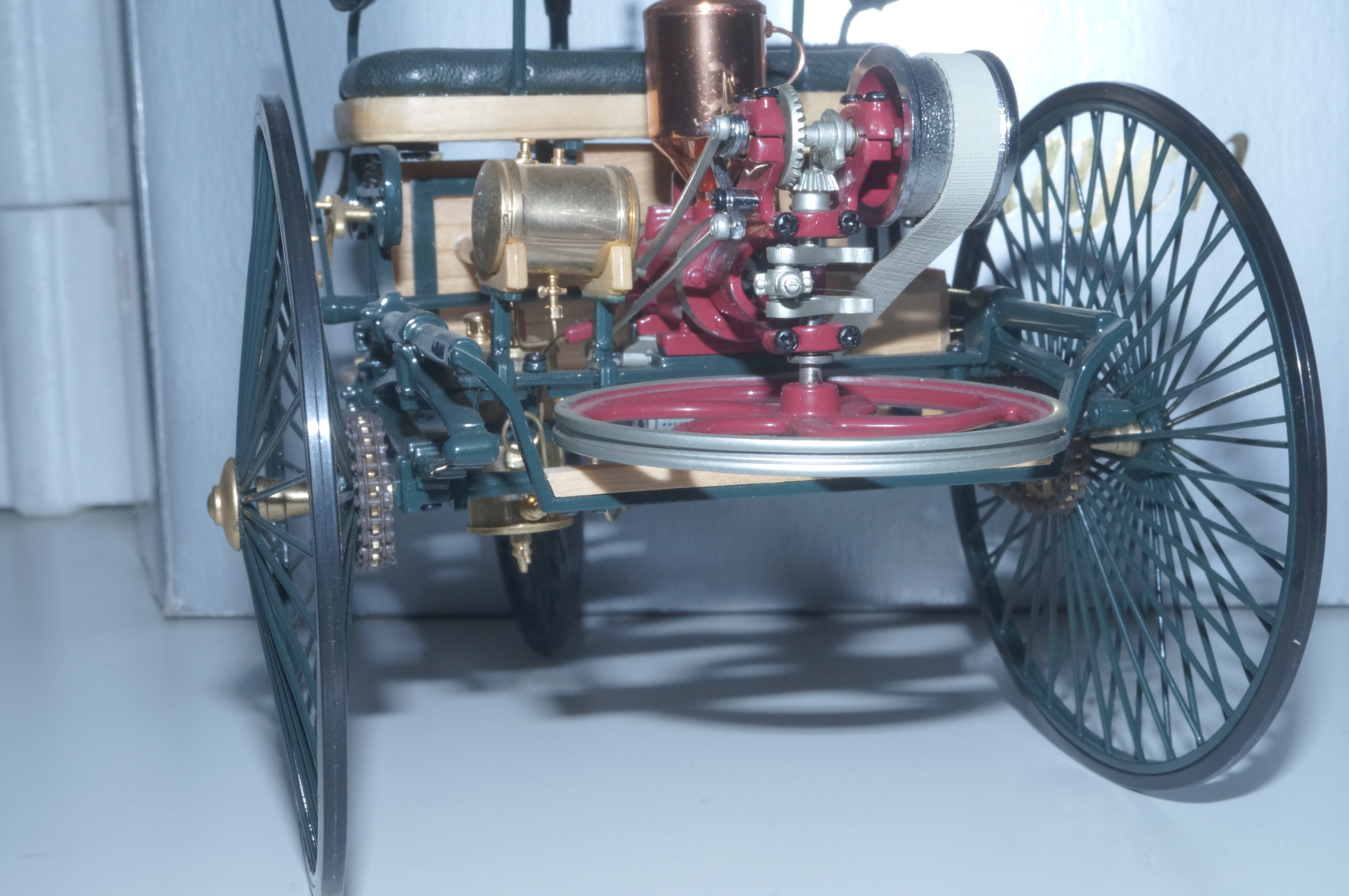 1/10 Benz Patent Motorwagen CMC M-005