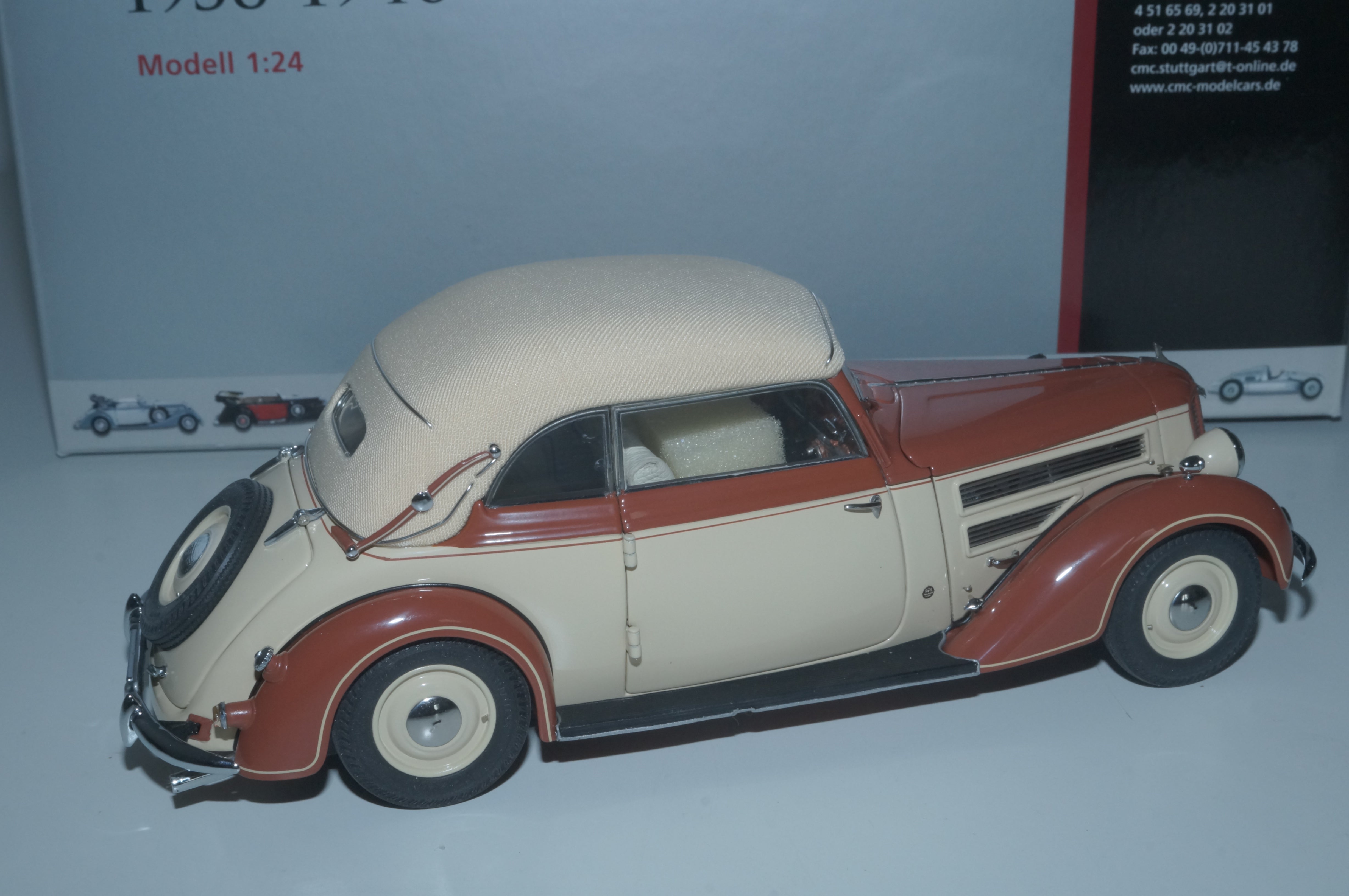 1/24 Audi 920 Cabriolet braun CMC M-032