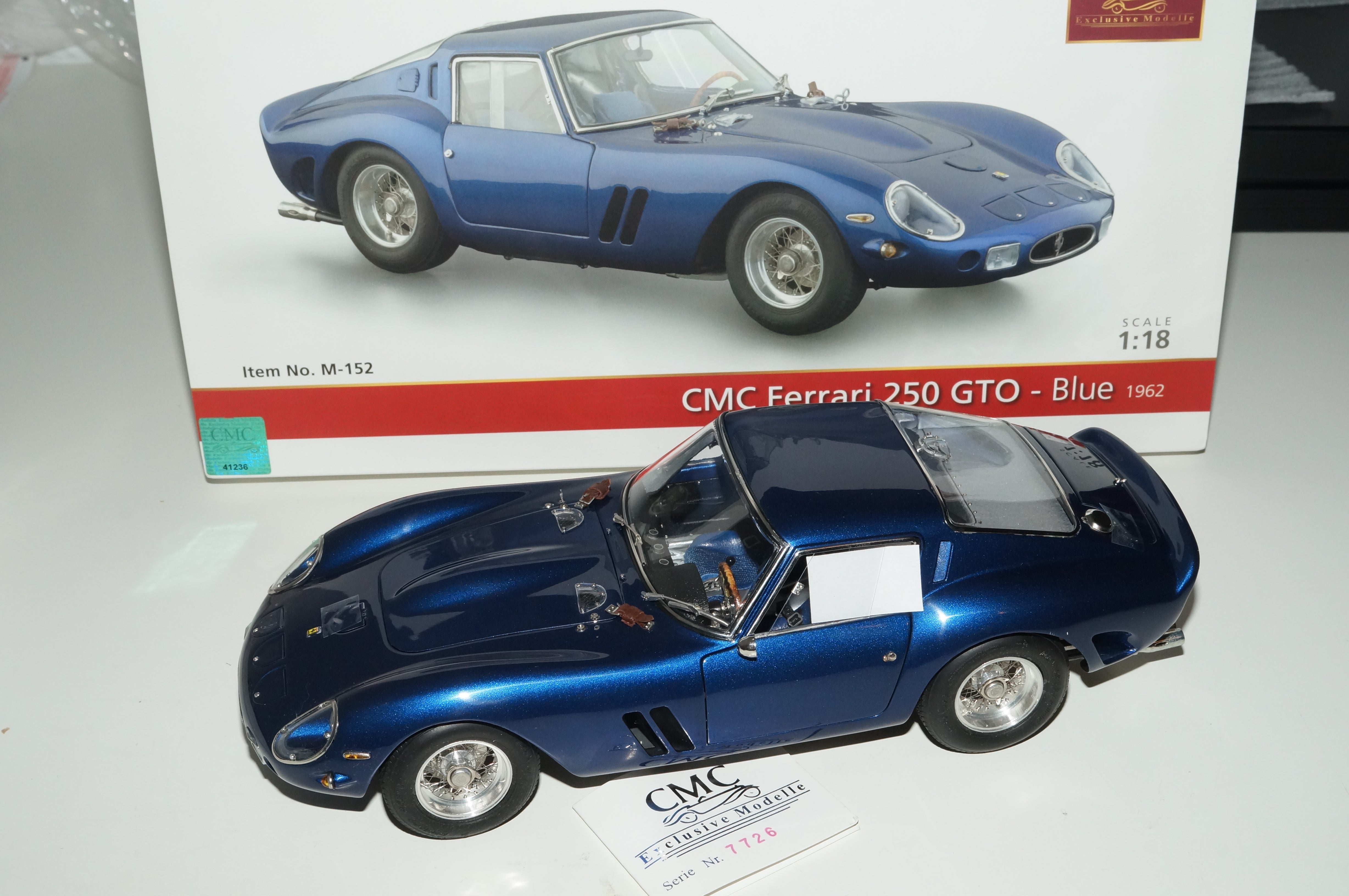 CMC Ferrari 250 GTO 1962 BLAU CMC M-152 -pre-owned-