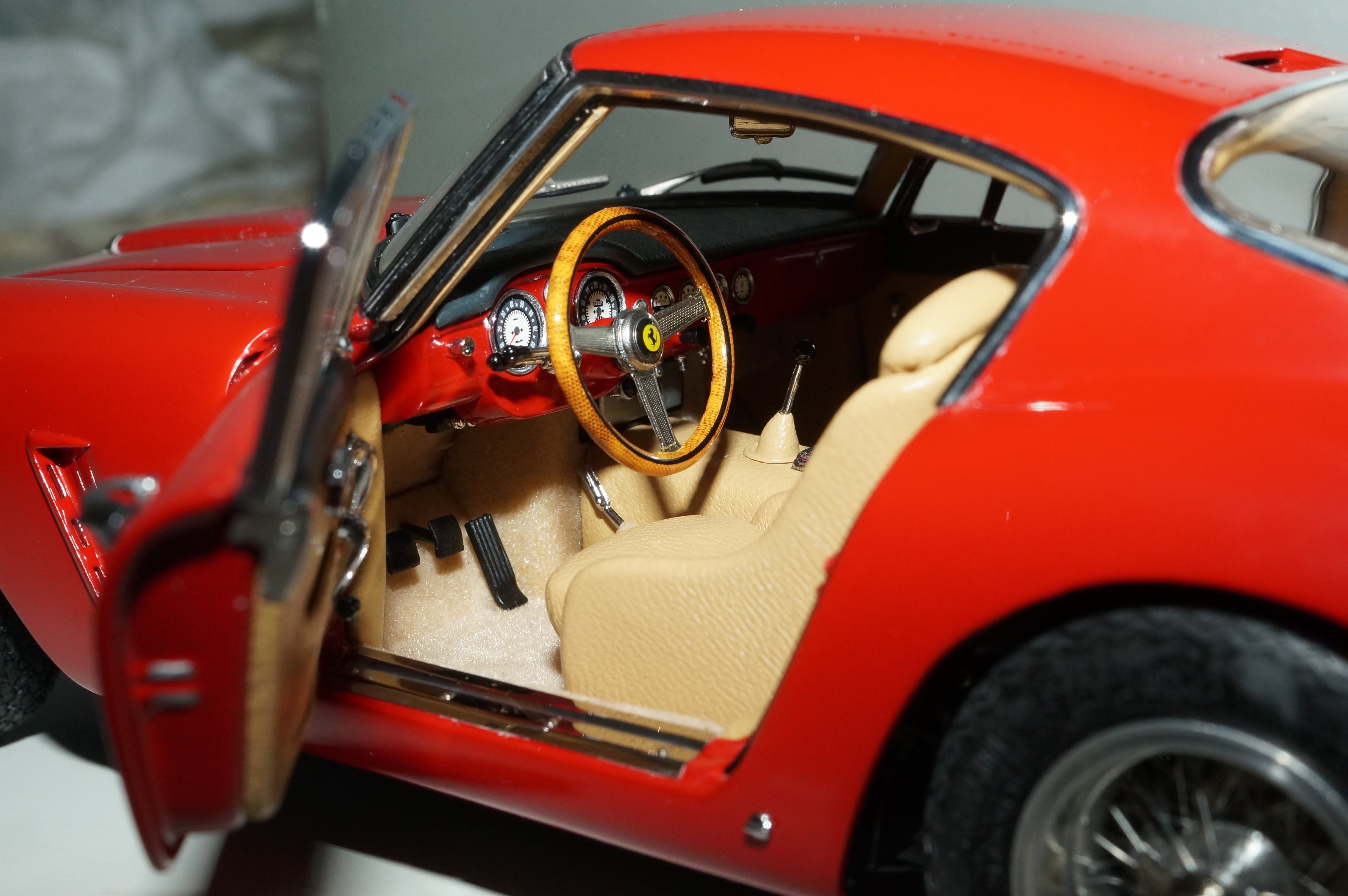 Ferrari 250 GT Berlinetta passo corto ROT CMC M-046 aus Vorbesitz