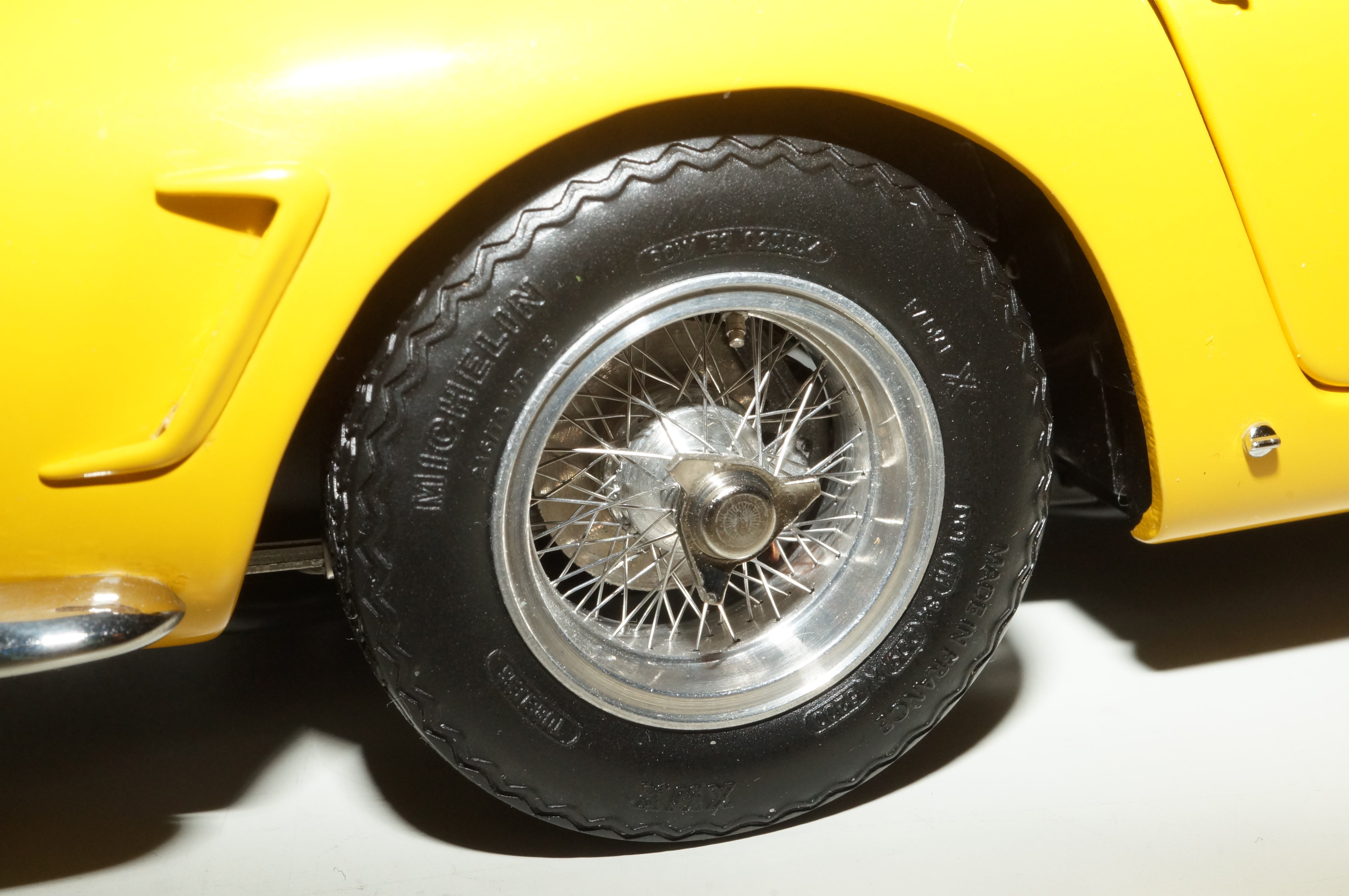 Ferrari 250 GT Berlinetta passo corto GELB CMC M-054 aus Vorbesitz