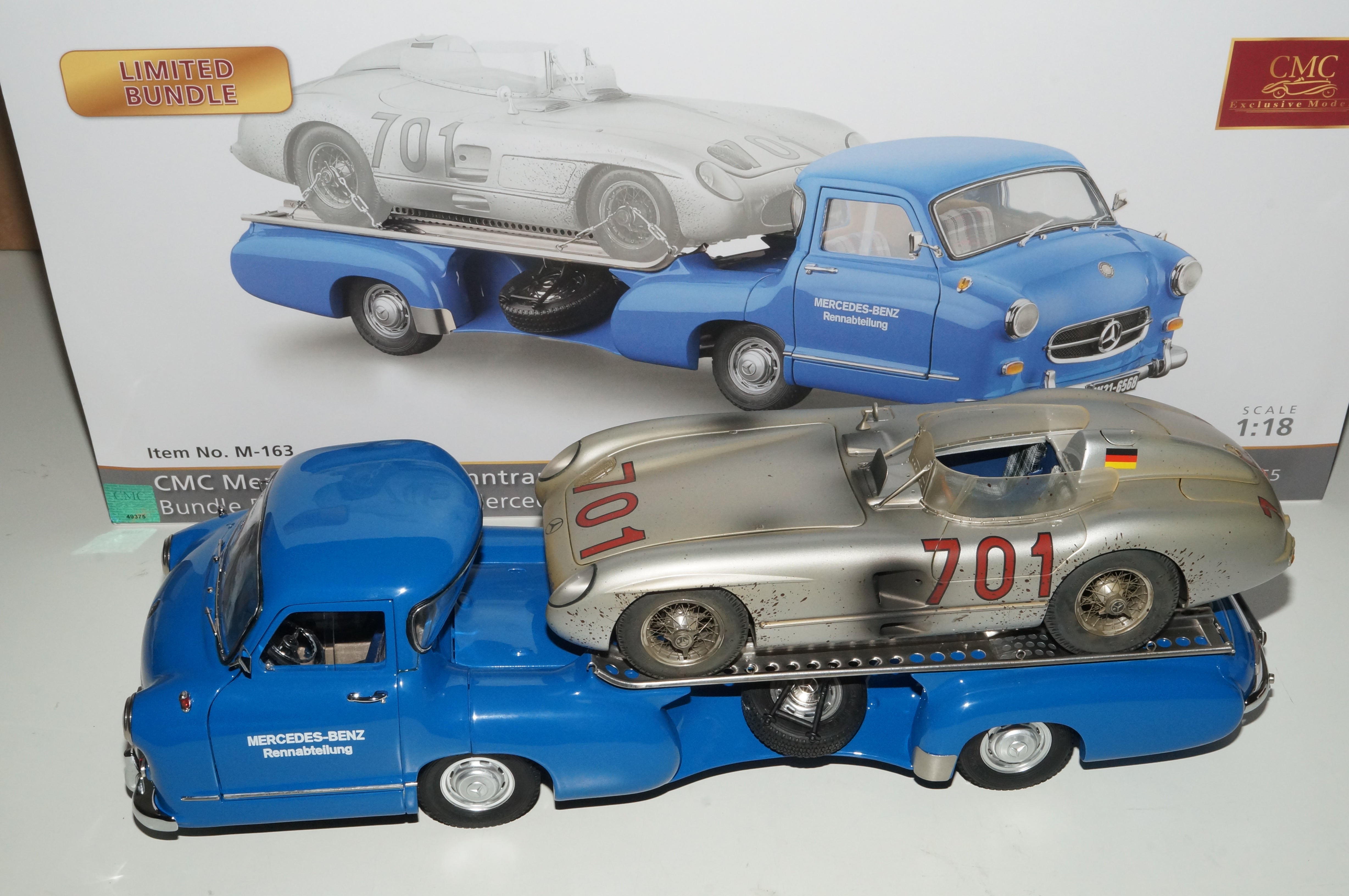 Mercedes-Benz Renntransporter mit 300 SLR #701 Dirty Hero CMC M-163 pre-owned