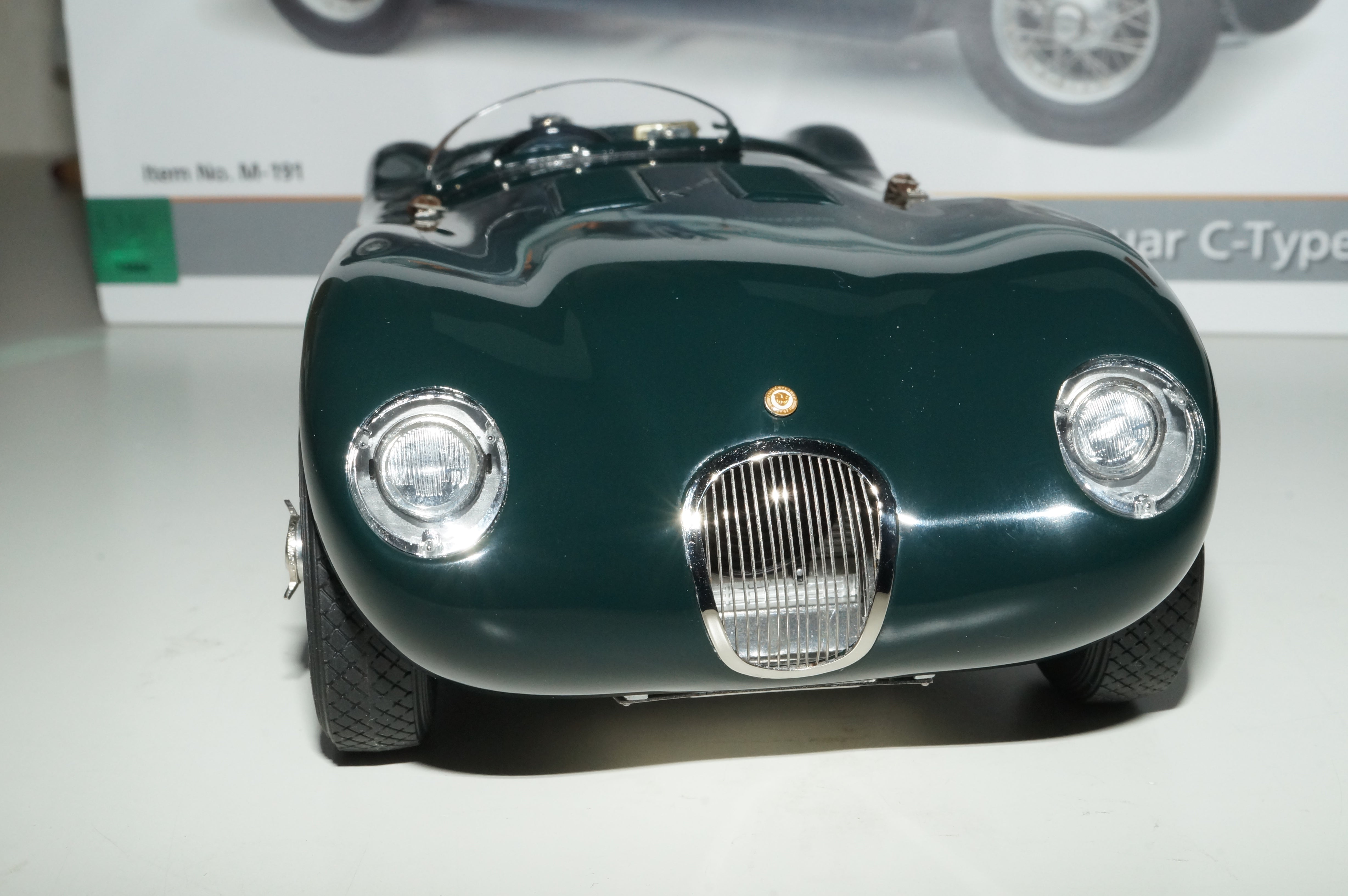 Jaguar C-Type British Racing Green 1952 CMC M-191 -pre-owned