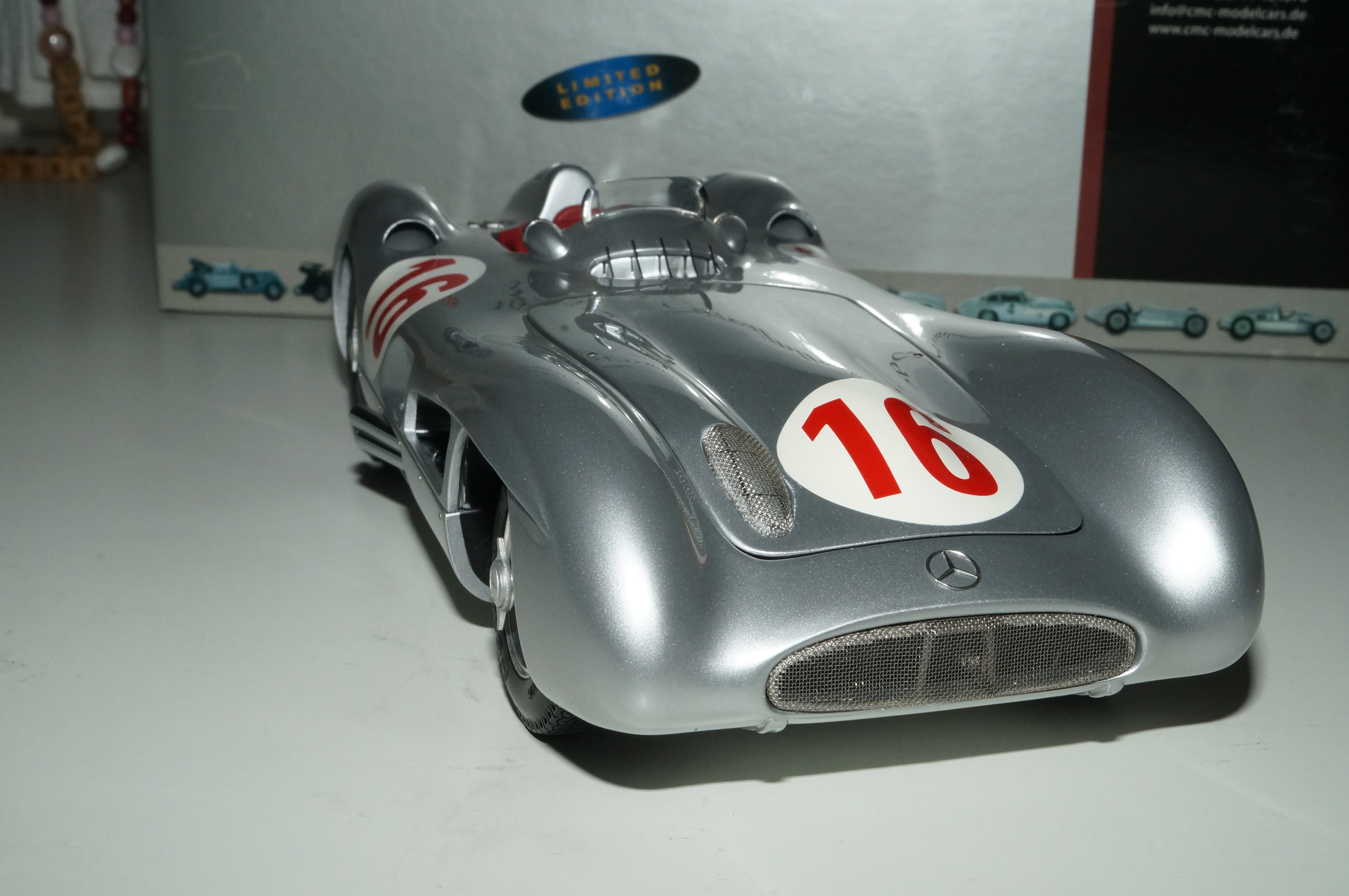 Mercedes-Benz W196R #16 Stirling MOSS CMC M-057 LE 4.000 Stück -pre-owned