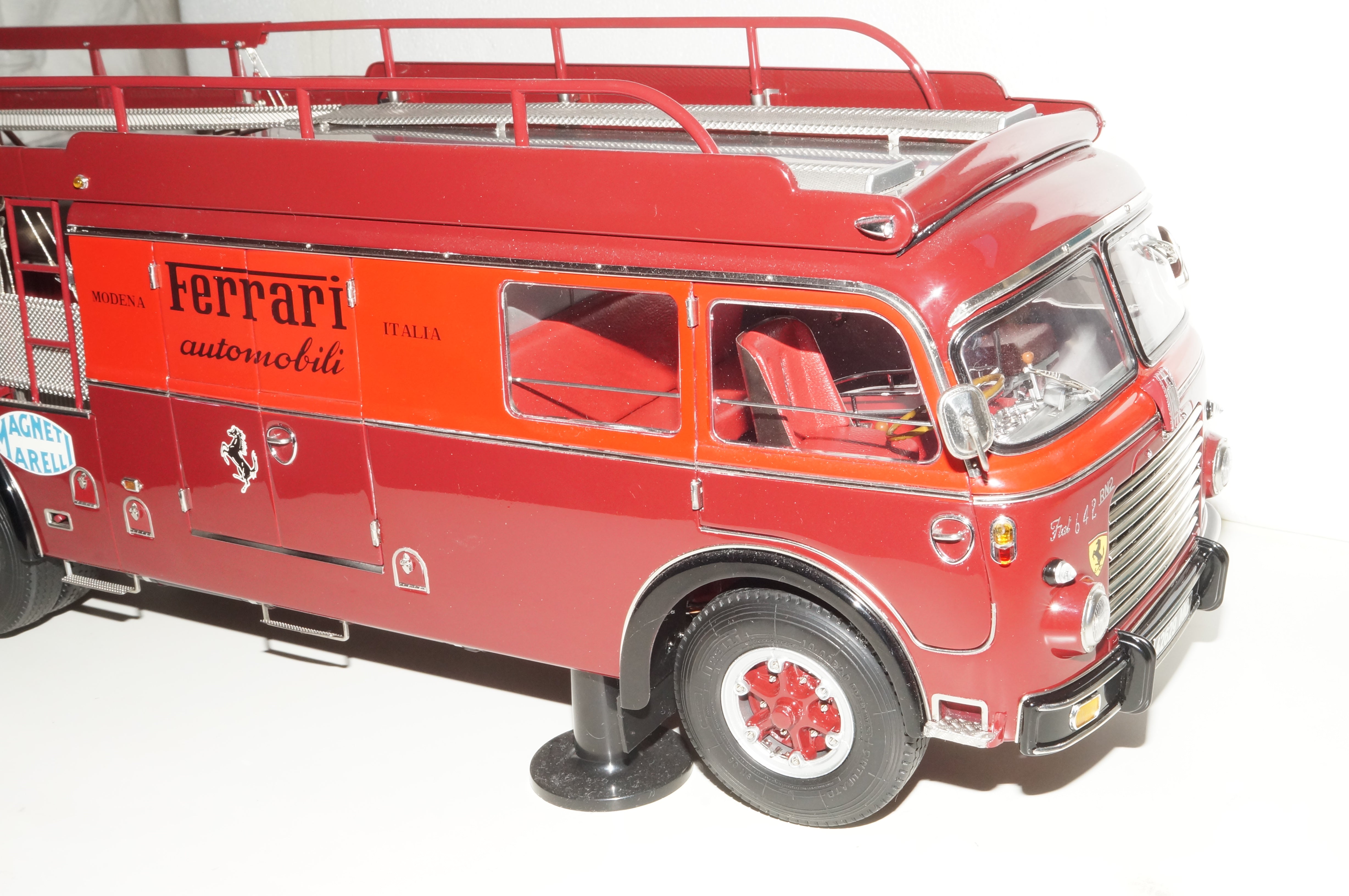 Ferrari Renntransporter Fiat 642 RN2 Bartoletti CMC M-084 - aus Vorbesitz