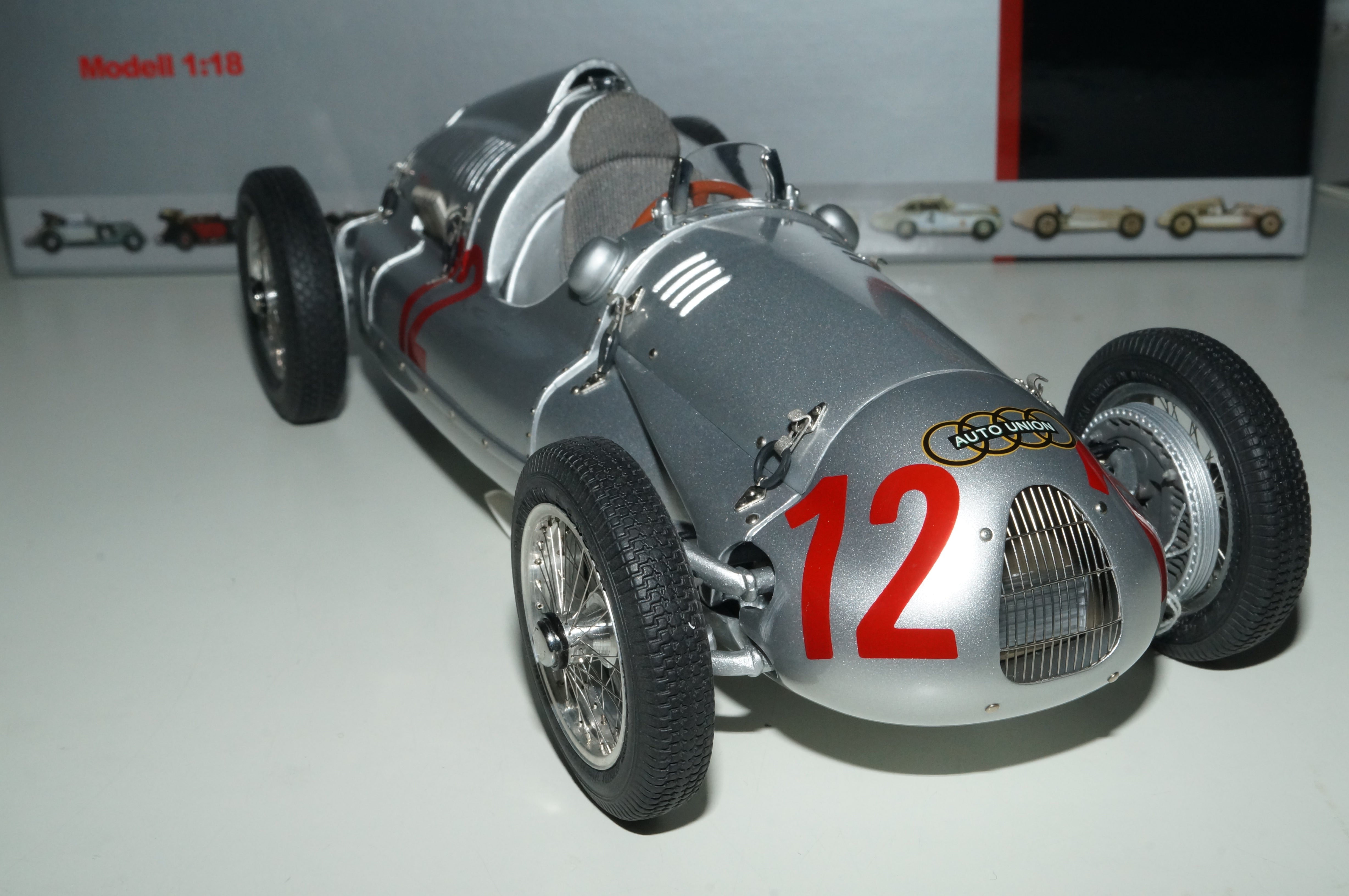 Auto Union Typ D #12, GP Frankreich 1939, H.P. Müller, CMC M-089 -pre-owned-