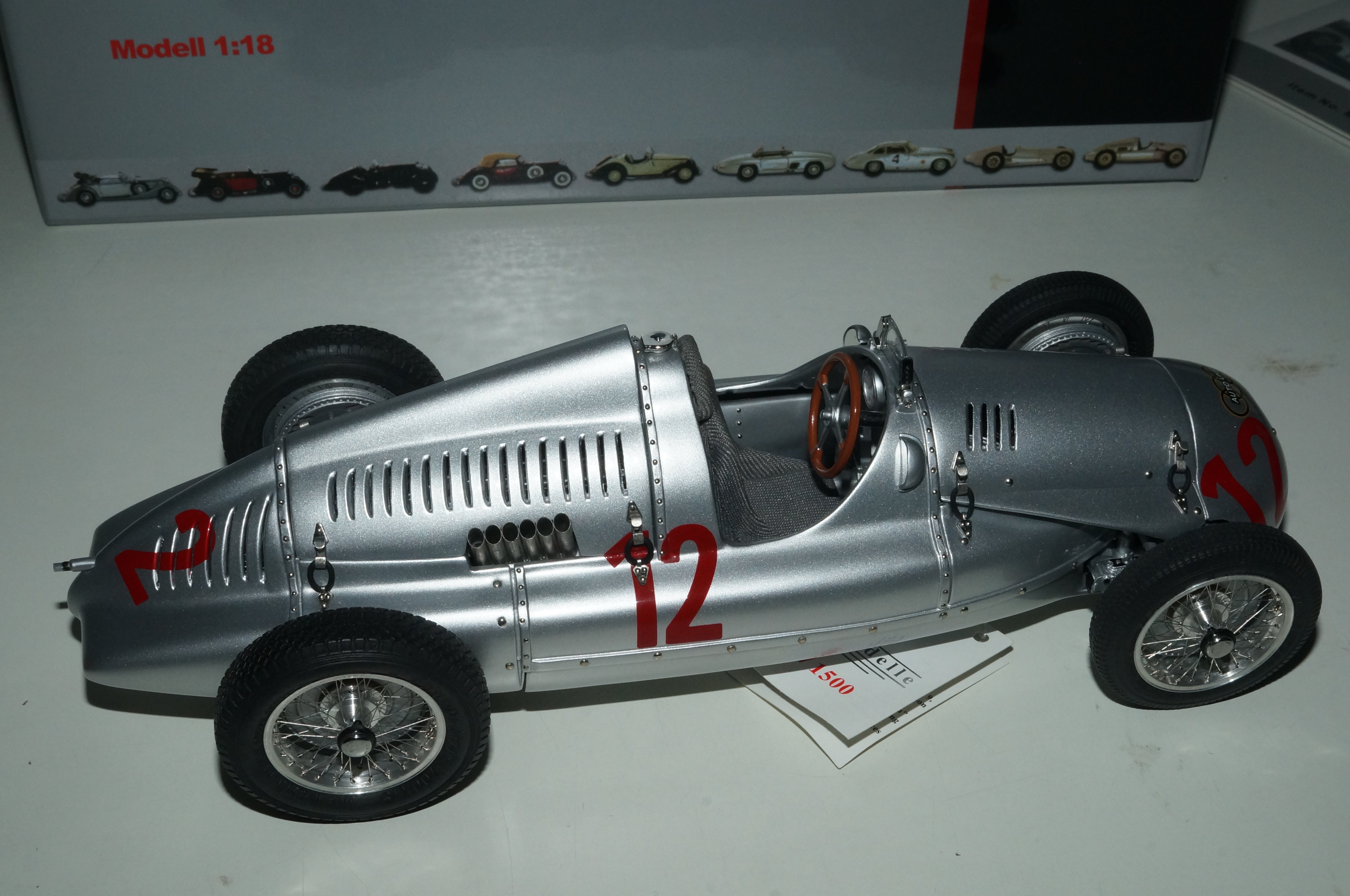Auto Union Typ D #12, GP Frankreich 1939, H.P. Müller, CMC M-089 -pre-owned-