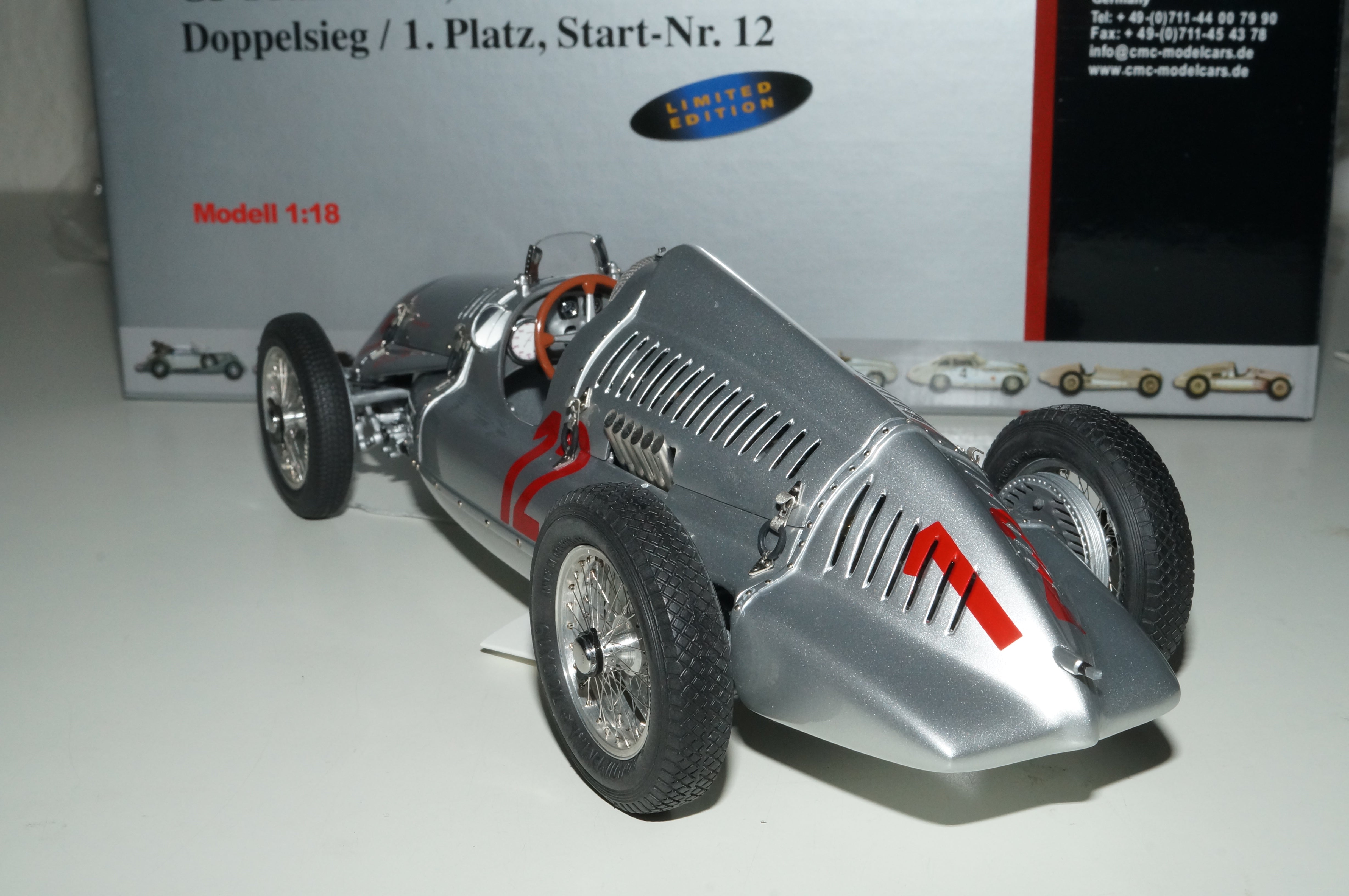 Auto Union Typ D #12, GP Frankreich 1939, H.P. Müller, CMC M-089 -pre-owned-