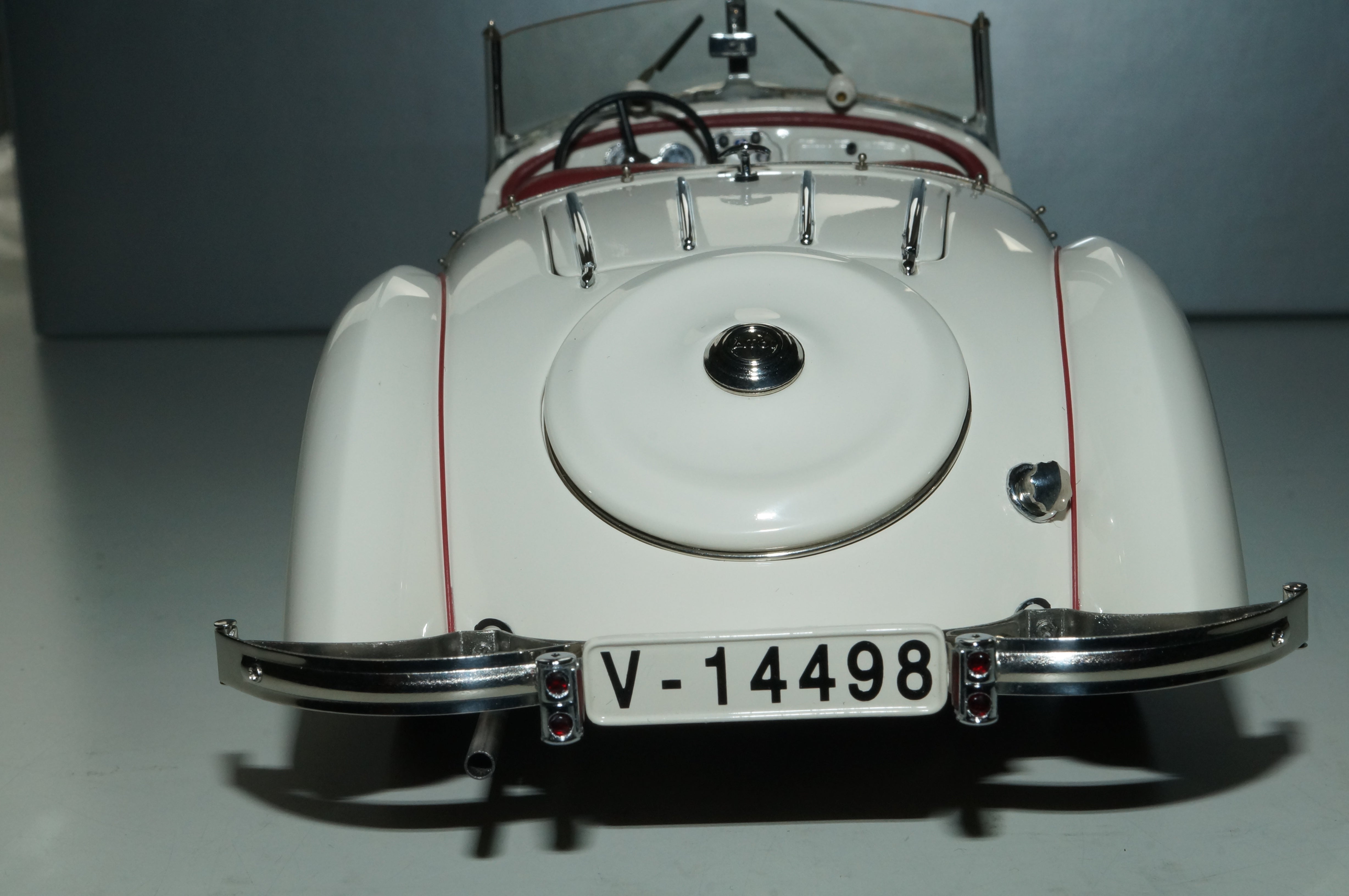 Audi Front 225 Roadster weiss CMC M-075 limitiert auf 1000 Stück - aus Vorbesitz