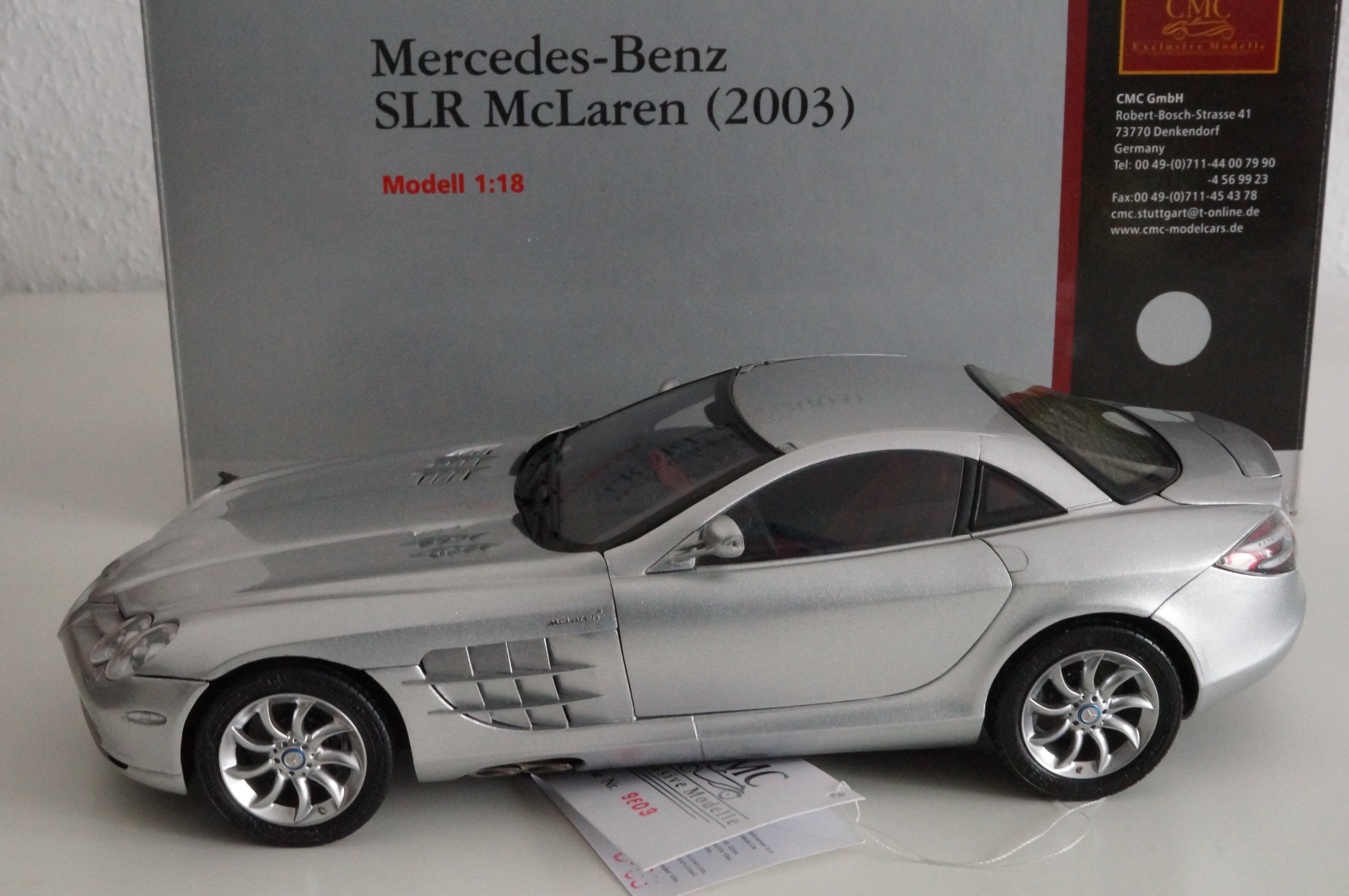 Mercedes-Benz SLR McLaren 2003 silber CMC M-045E