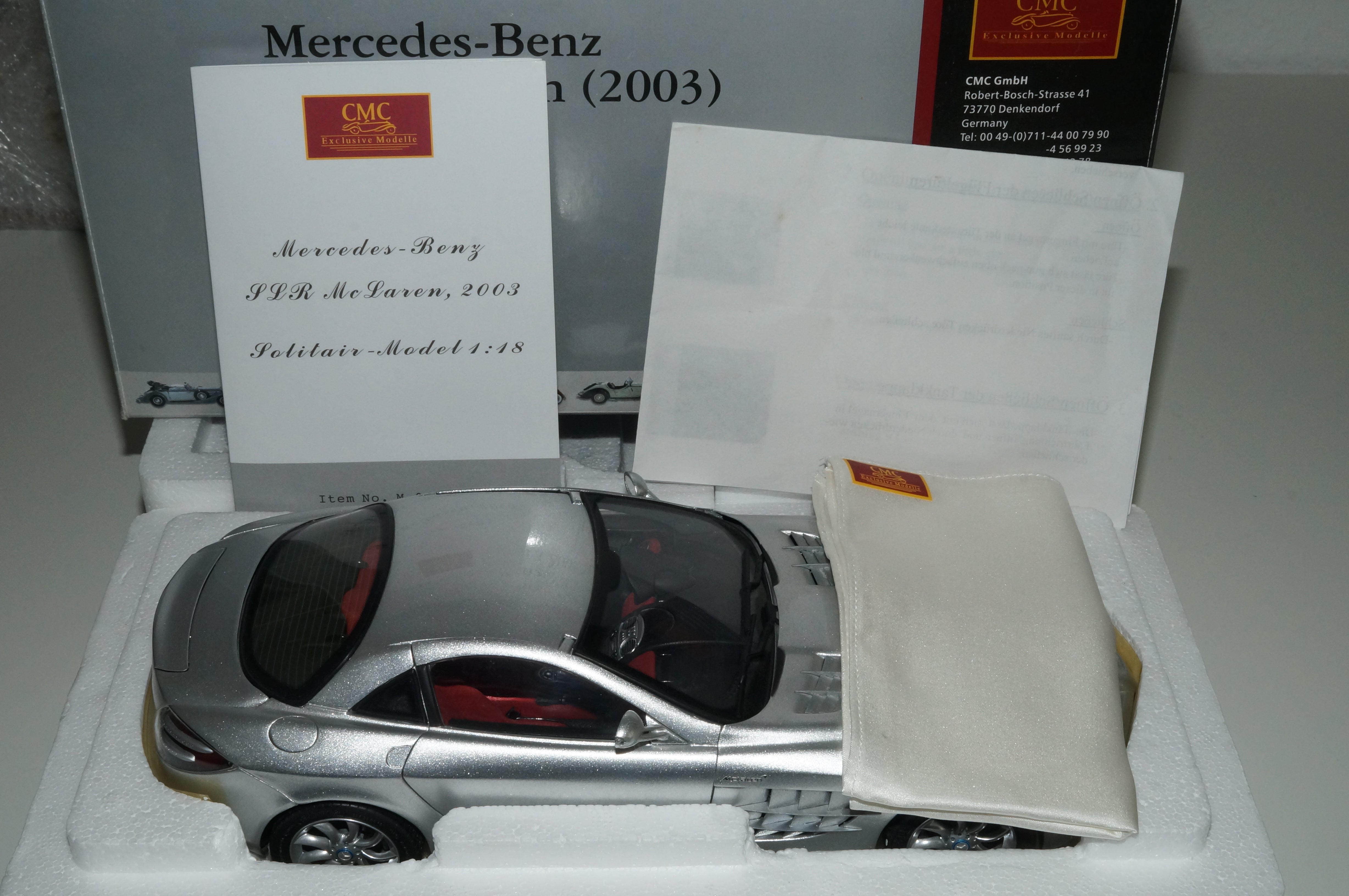 Mercedes-Benz SLR McLaren 2003 silber CMC M-045E
