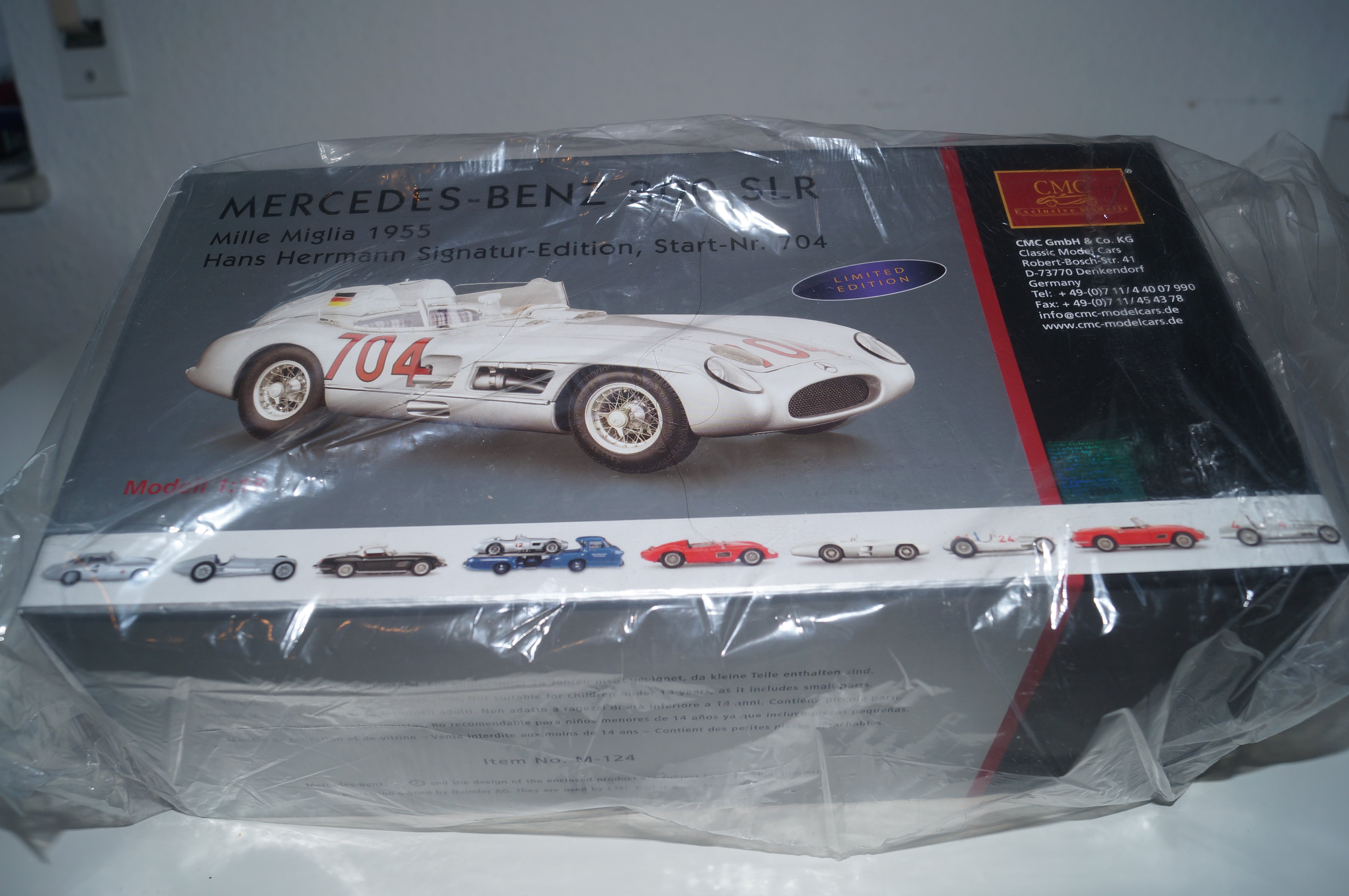 Mercedes-Benz 300 SLR #704 Hans Herrmann Signatur Edition CMC M-124