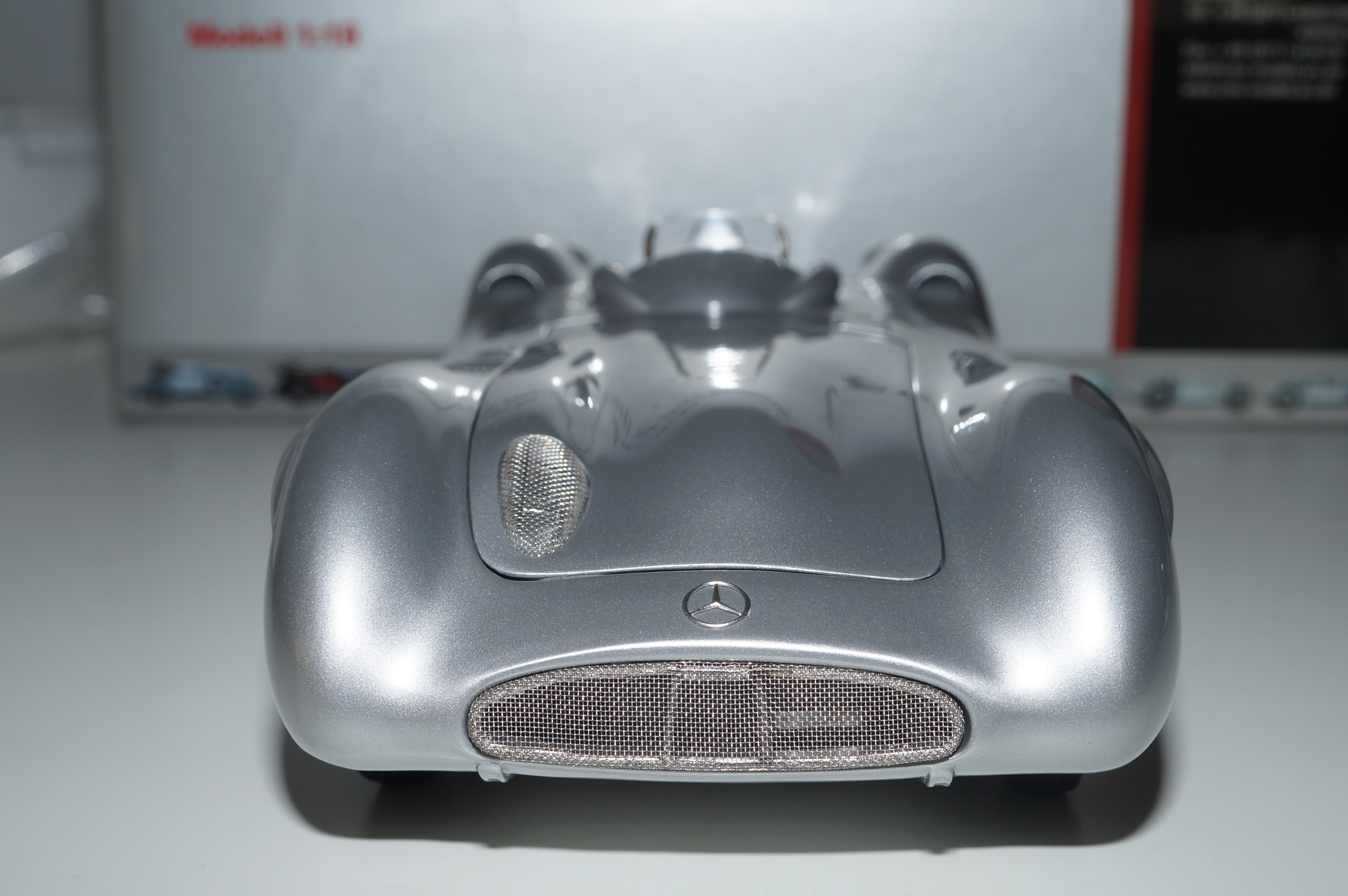Mercedes-Benz W196R STROMLINIE CMC M-044