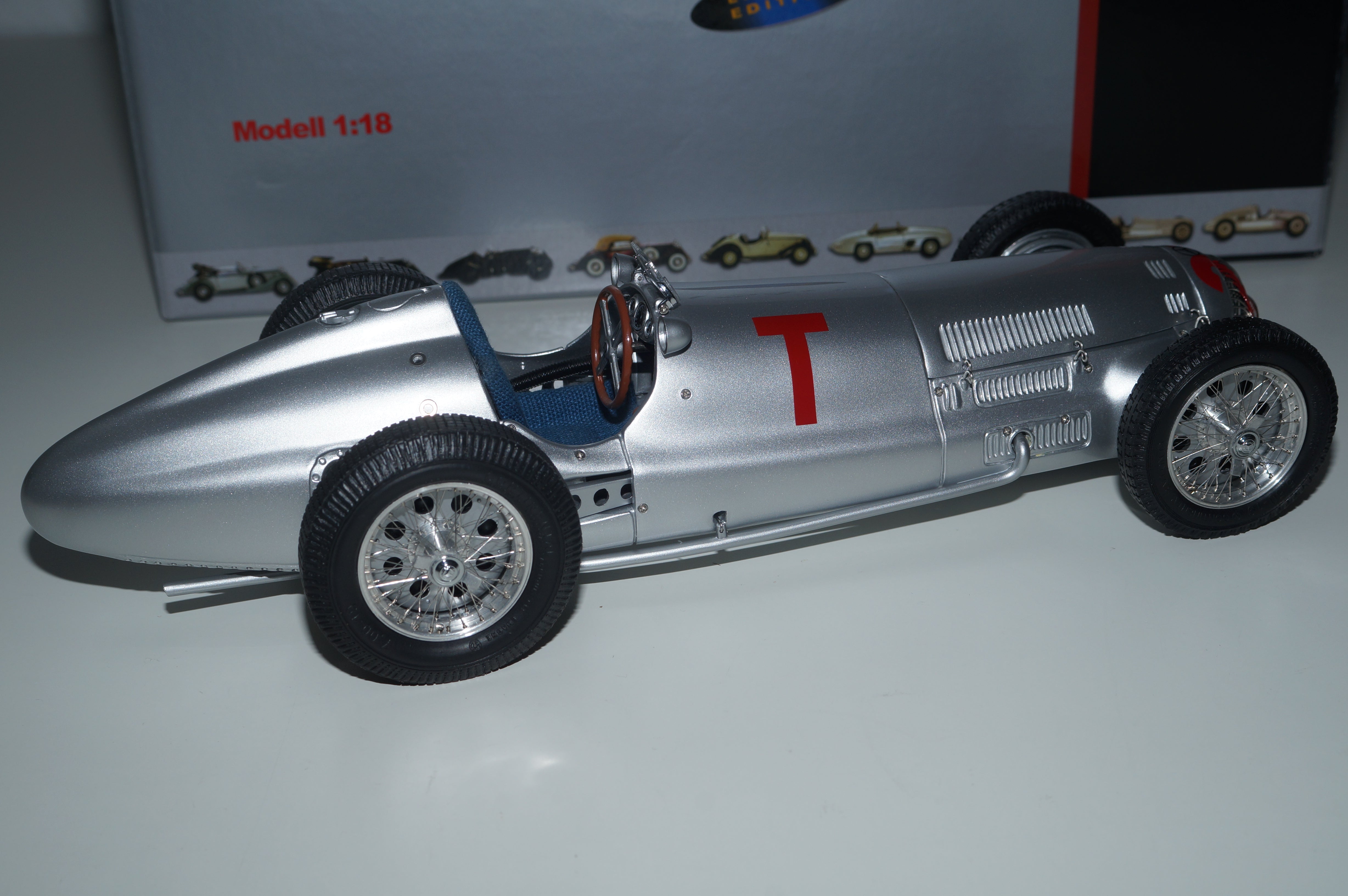 Mercedes-Benz W154 Trainingsfahrzeug CMC M-099 LE 1.540