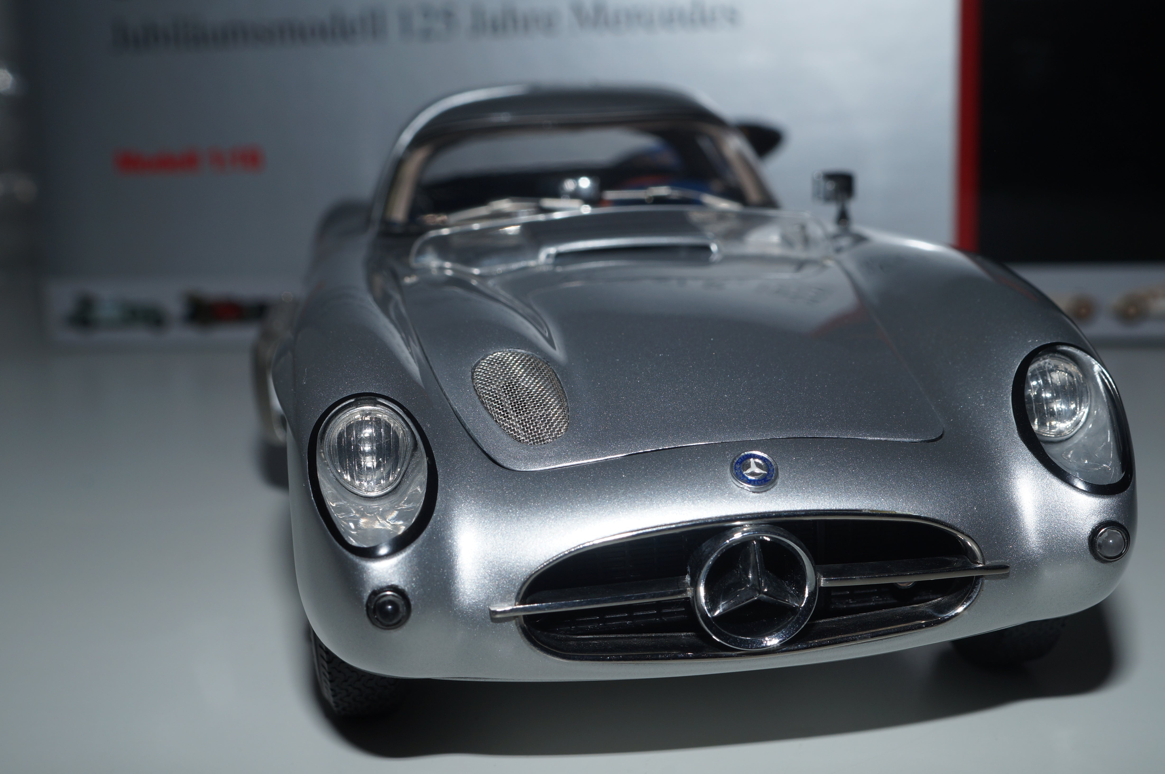 Mercedes-Benz 300 SLR Uhlenhaut Coupe 125 Jahre Mercedes CMC M-088 LE 4.000