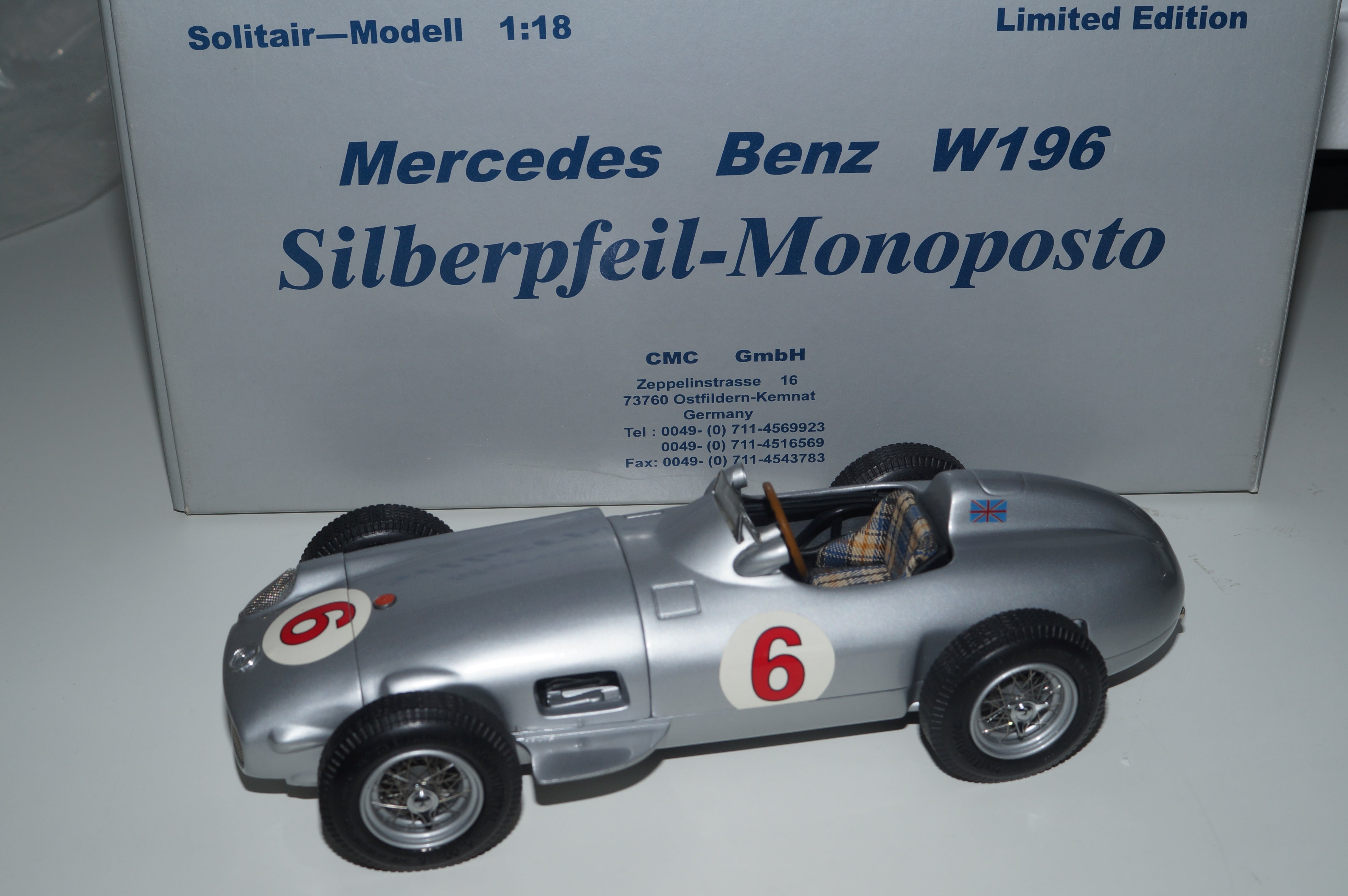 Mercedes-Benz W196 #6 Stirling MOSS CMC M-020 LE 1.000 Stück