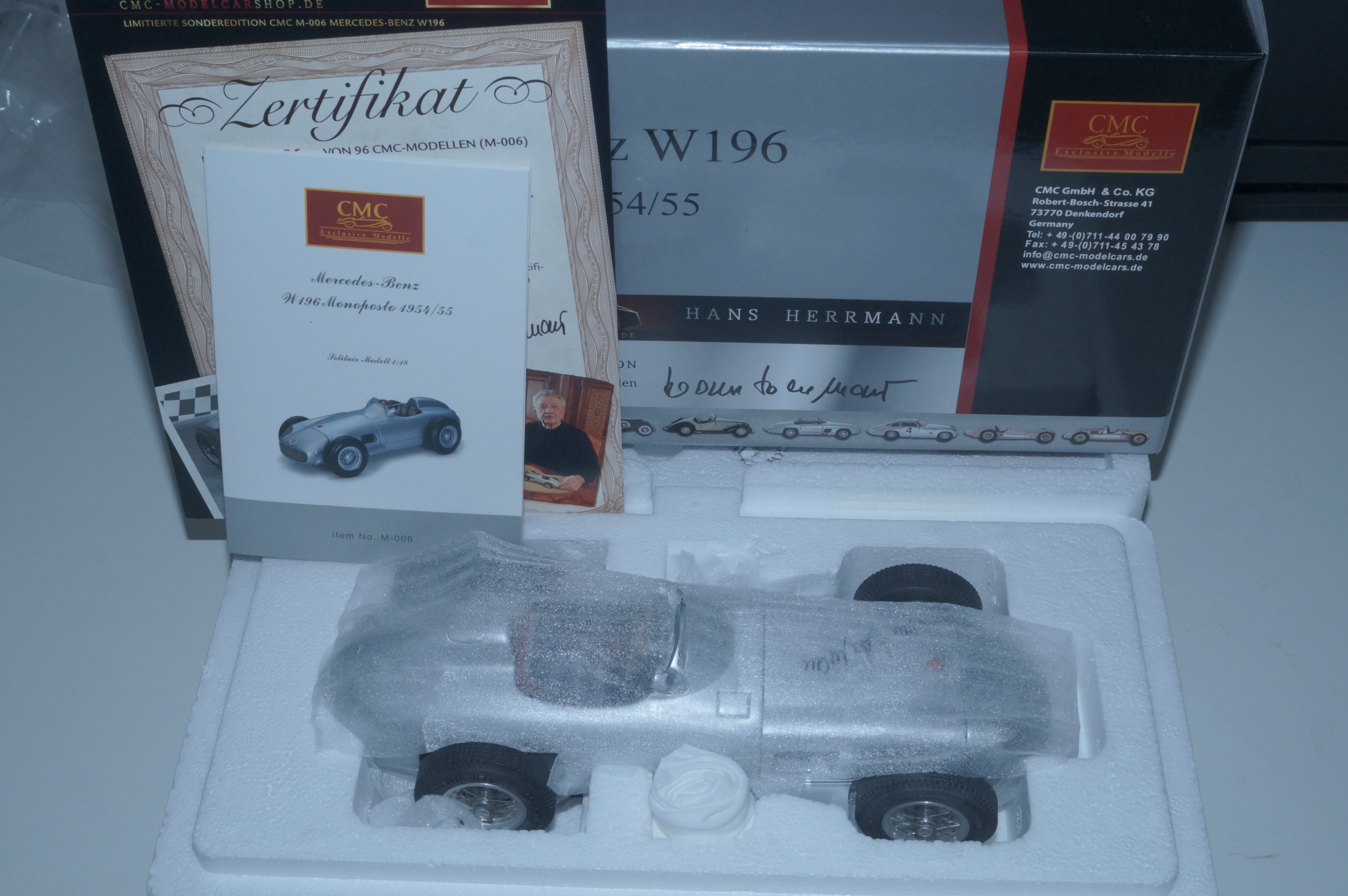 Mercedes-Benz W196, Hans Herrmann -Signatur Edition- limitiert auf 96 Stück #96/96, Basismodell CMC