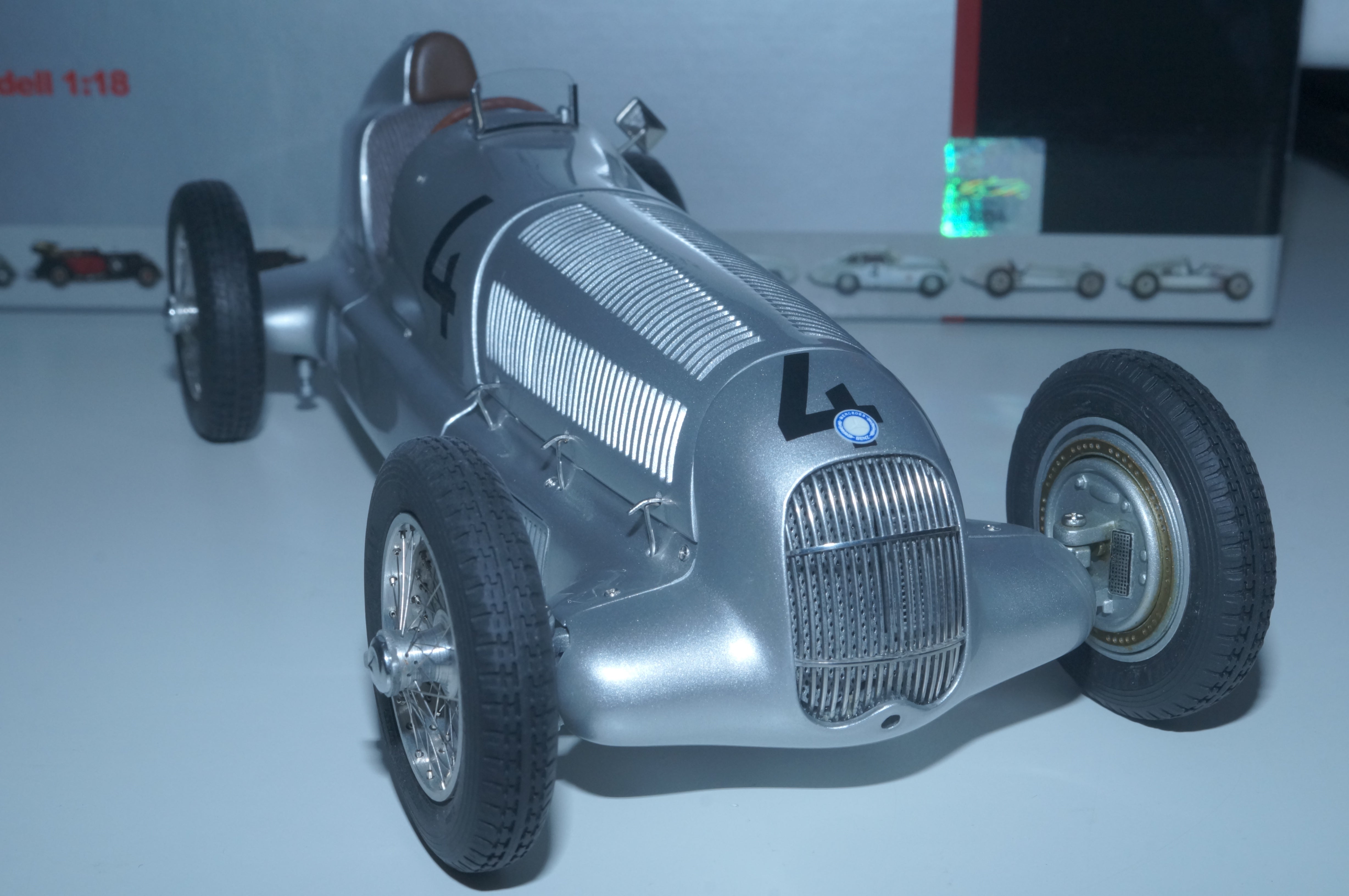 Mercedes-Benz W25 #4 Luigi Fagioli CMC M-104 LE RARITÄT BLACK #4