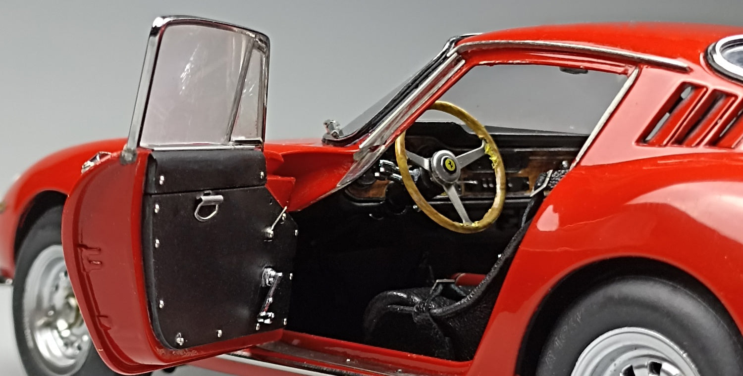 Ferrari 275 GTB/C RED von 1966 CMC M-210
