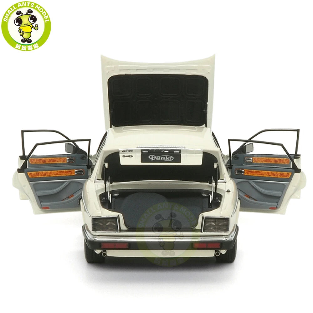1/18 Jaguar Daimler XJ6 (XJ40) - Glacier White –  ALMOST REAL 810542