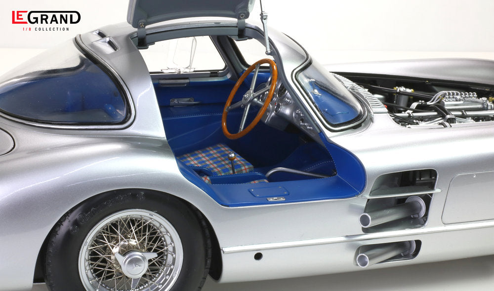 1/8 LEGRAND MERCEDES-BENZ 300 SLR ''UHLENHAUT COUPÉ'' Bausatz/Kit LE102