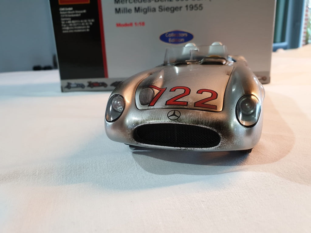 Mercedes-Benz 300 SLR DIRTY HERO Techno Classica edition CMC M-066a