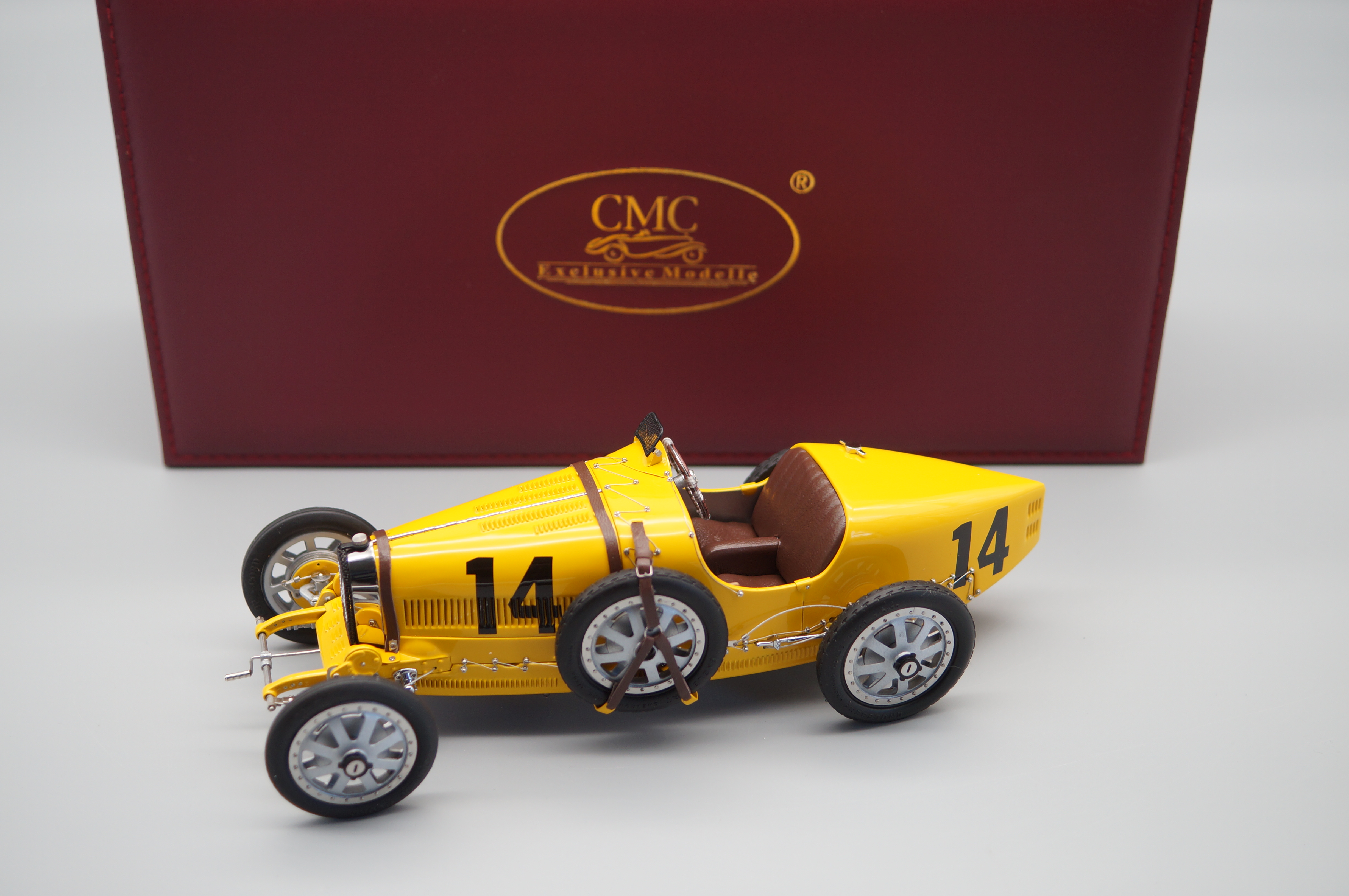 1:18 Bugatti T35 Nation Color Project - Belgien #14 LE 500 St. CMC M-100 008 -pre-owned-