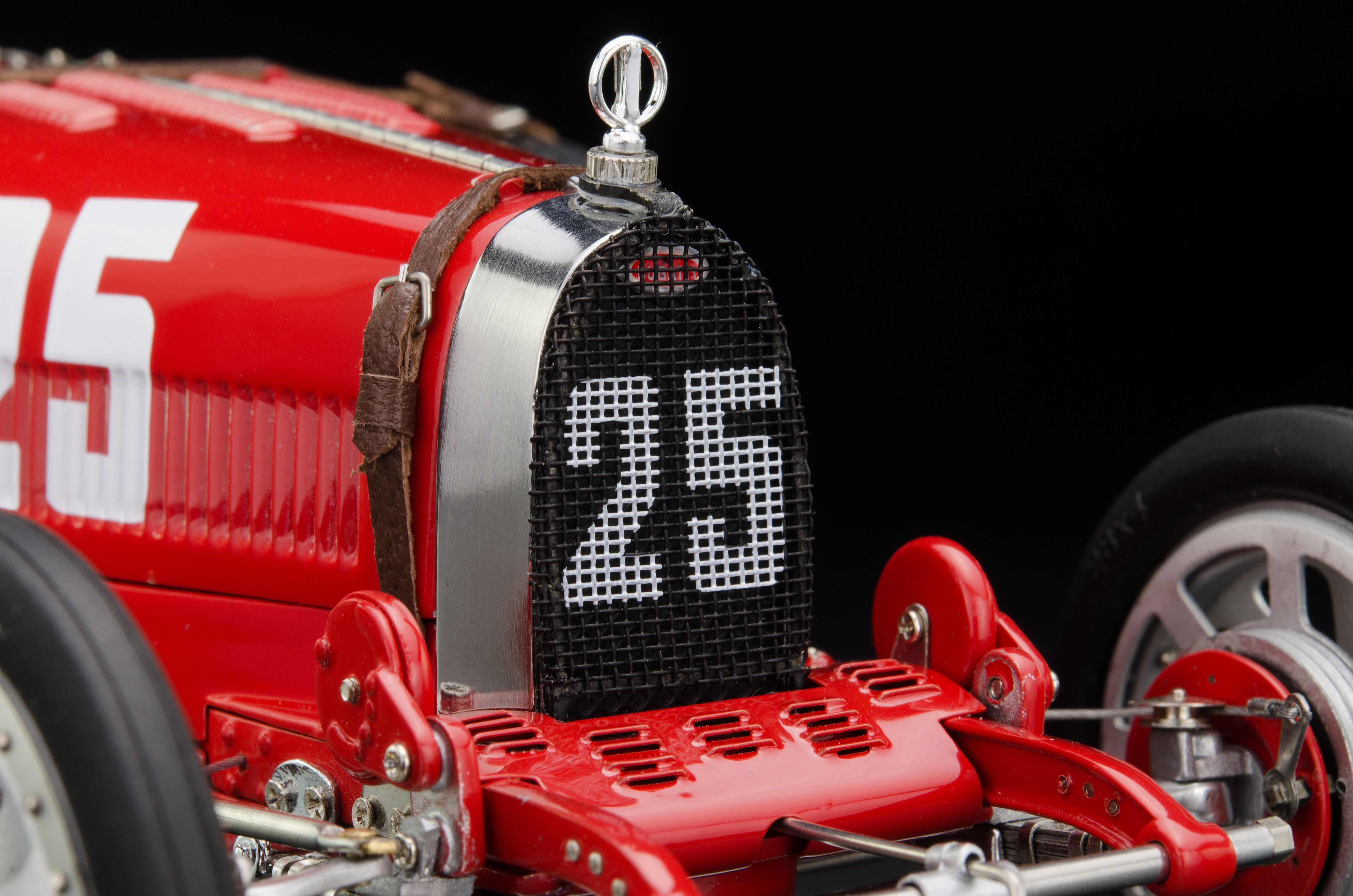 cmc-M-100-009-Bugatti-Nation-Colour-Portugal-04