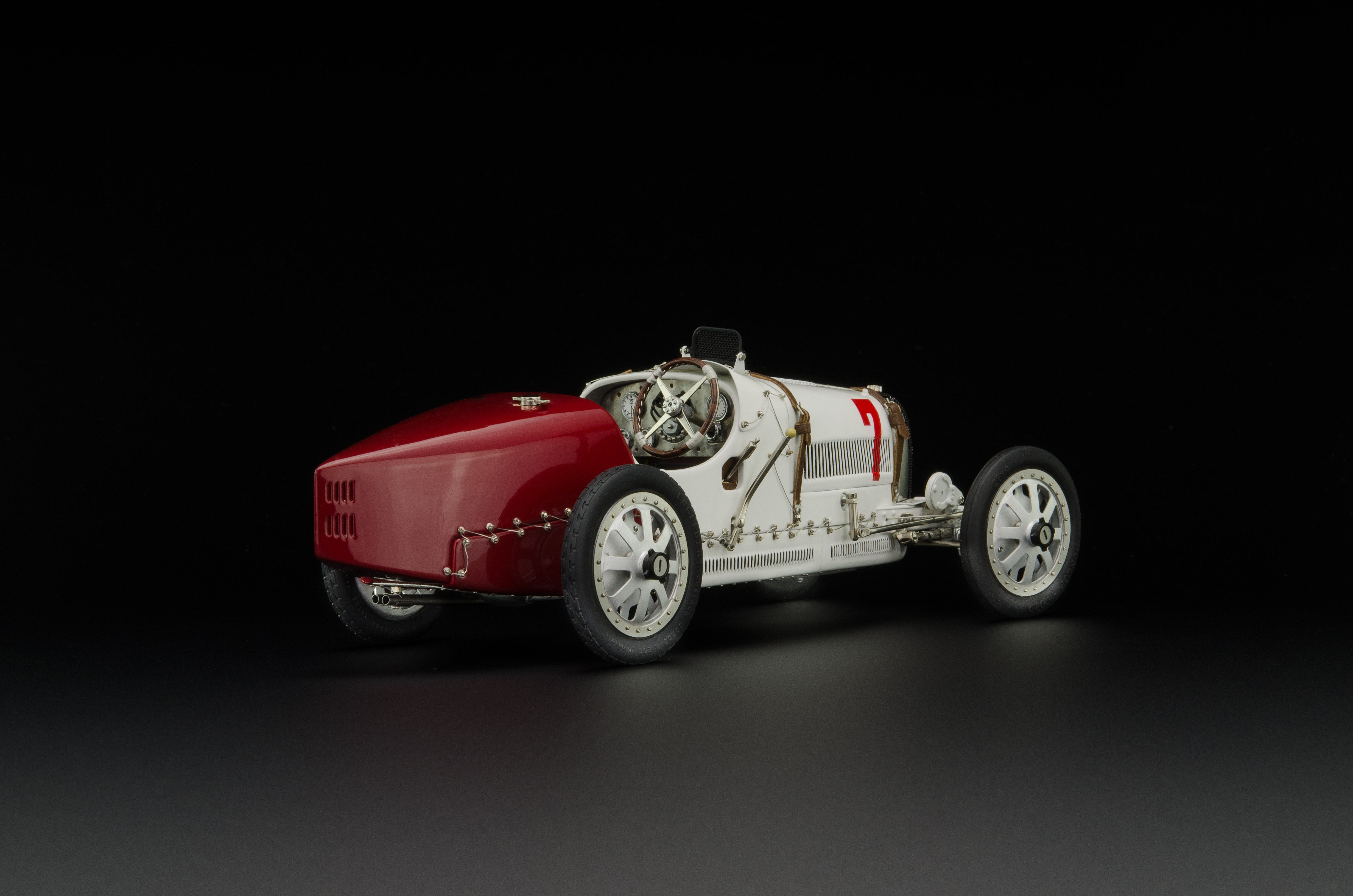 cmc-M-100-003-Bugatti-Nation-Colour-Poland-03