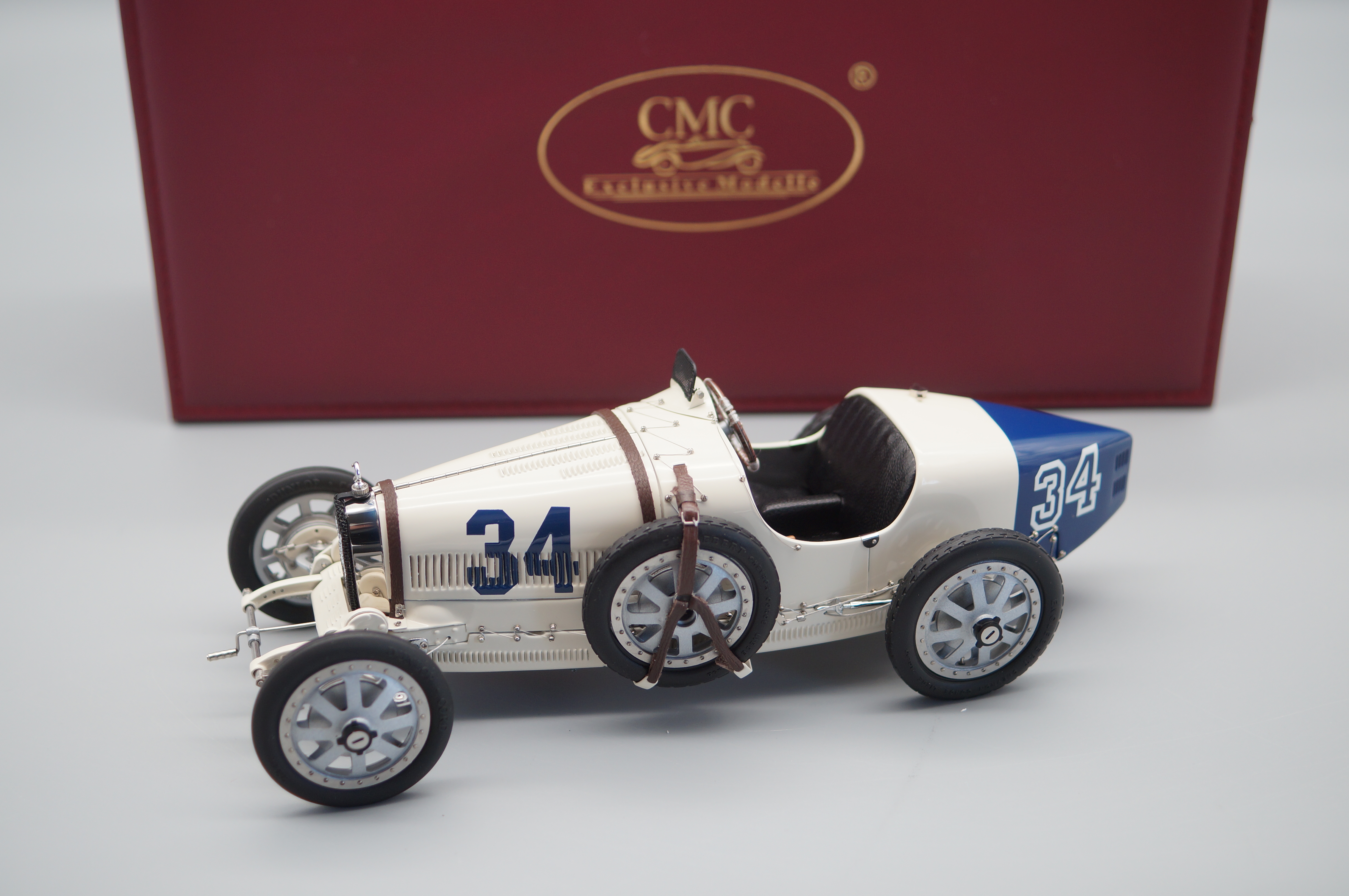 1:18 Bugatti T35 Nation Color Project - USA #34 LE 500 St. CMC M-100 006 -pre-owned-