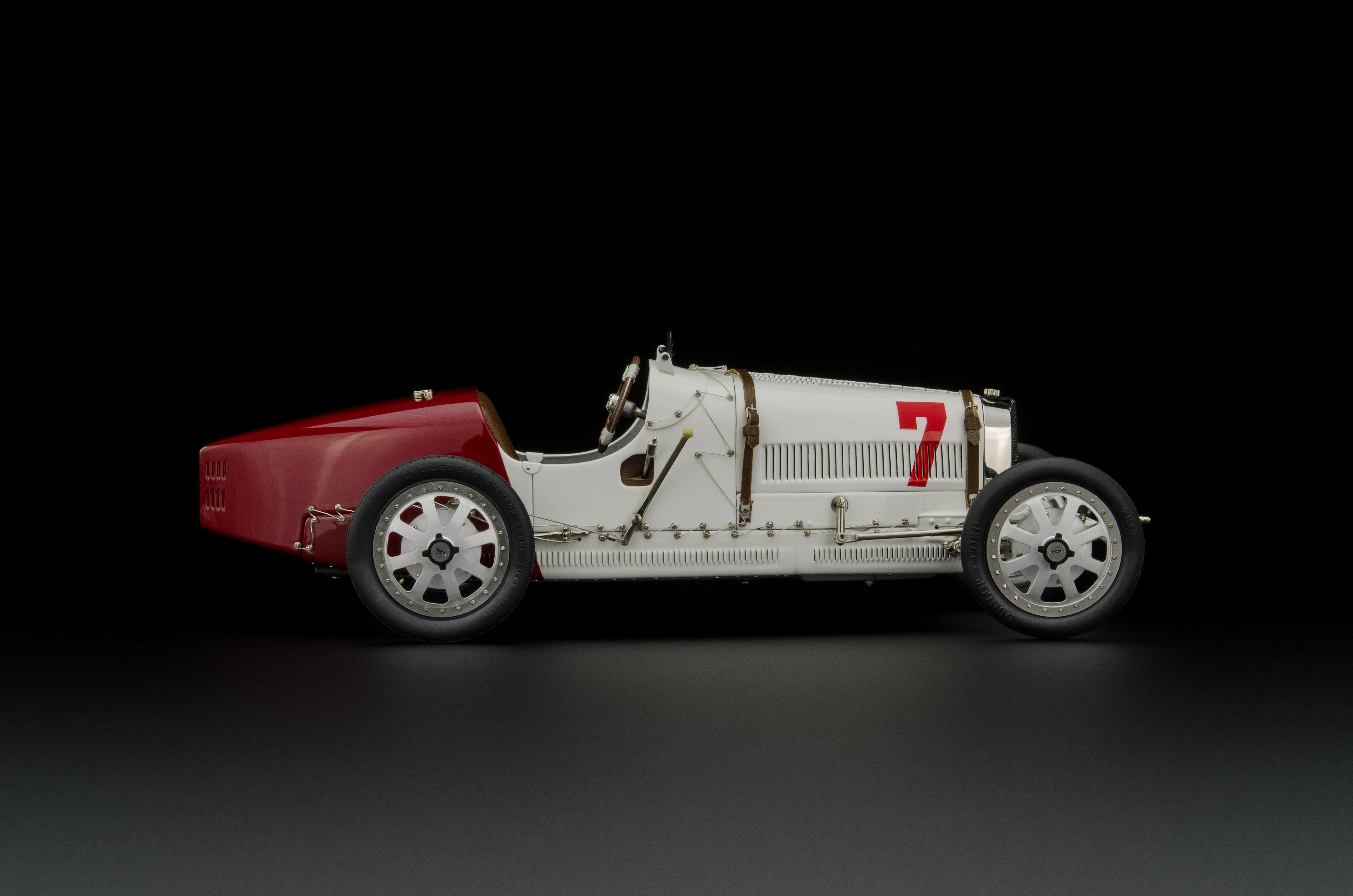 cmc-M-100-003-Bugatti-Nation-Colour-Poland-01