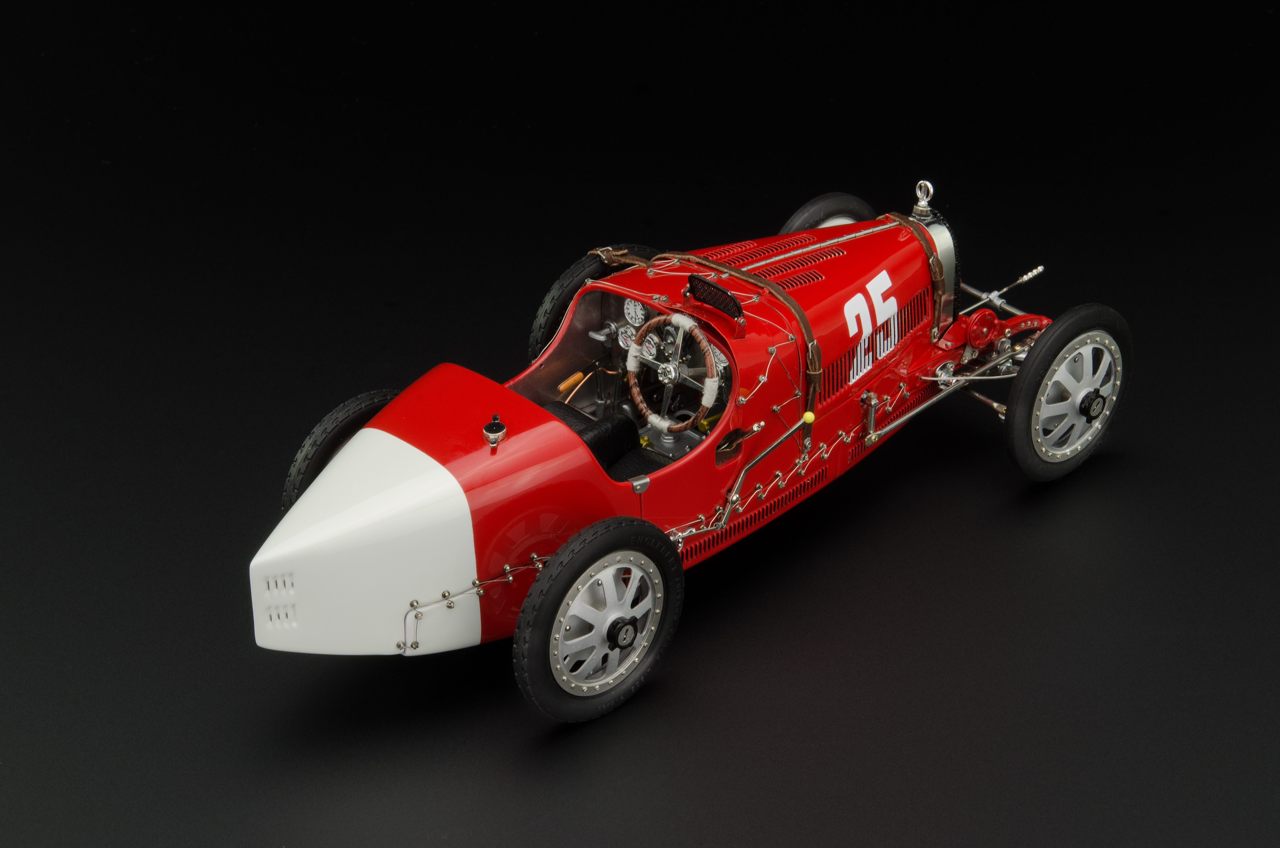 cmc-M-100-009-Bugatti-Nation-Colour-Portugal-06
