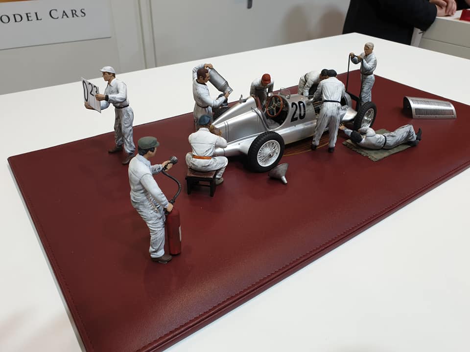 SF-Mercedes-Team-04