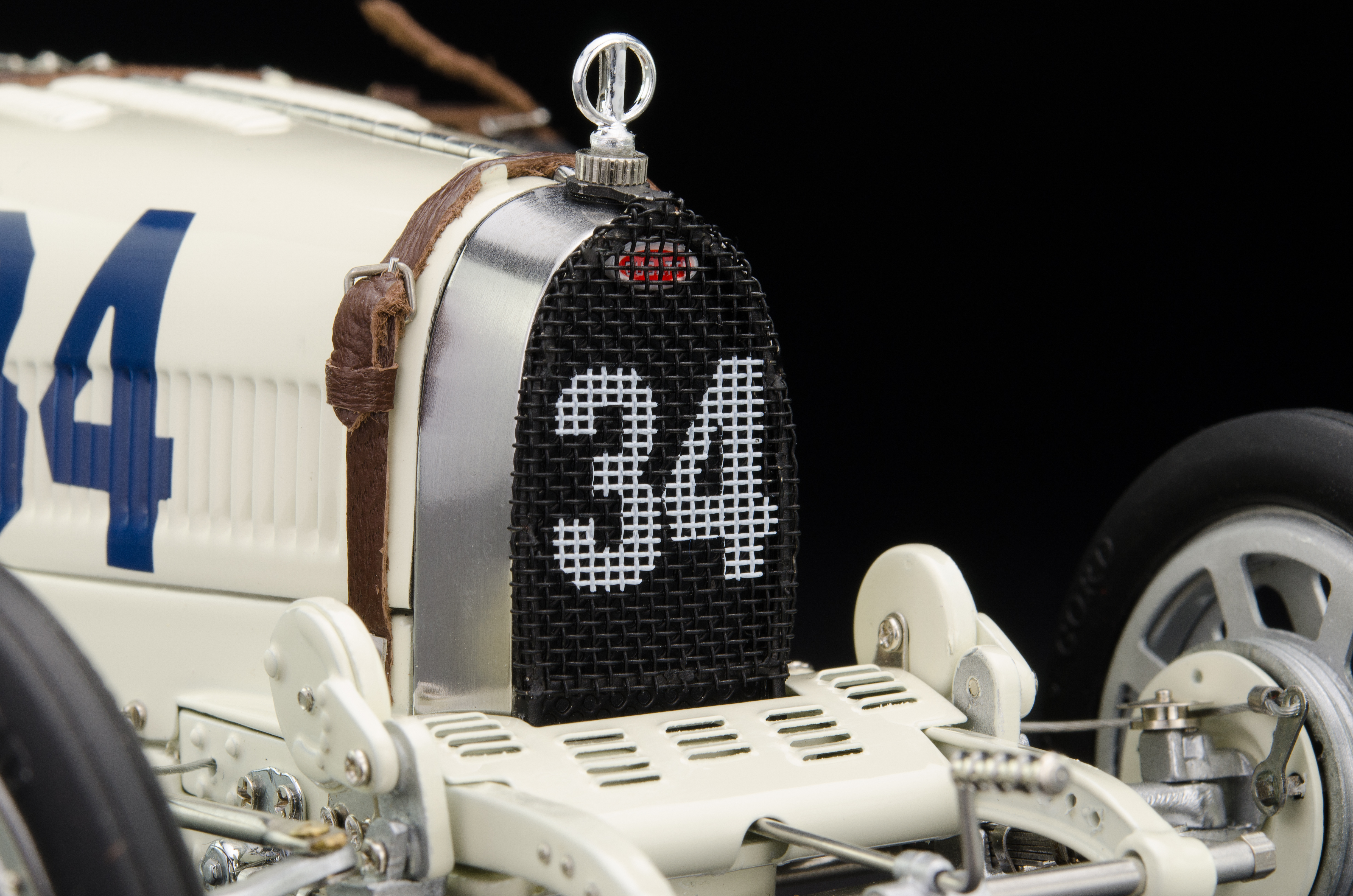 cmc-M-100-006-Bugatti-Nation-Colour-USA-07