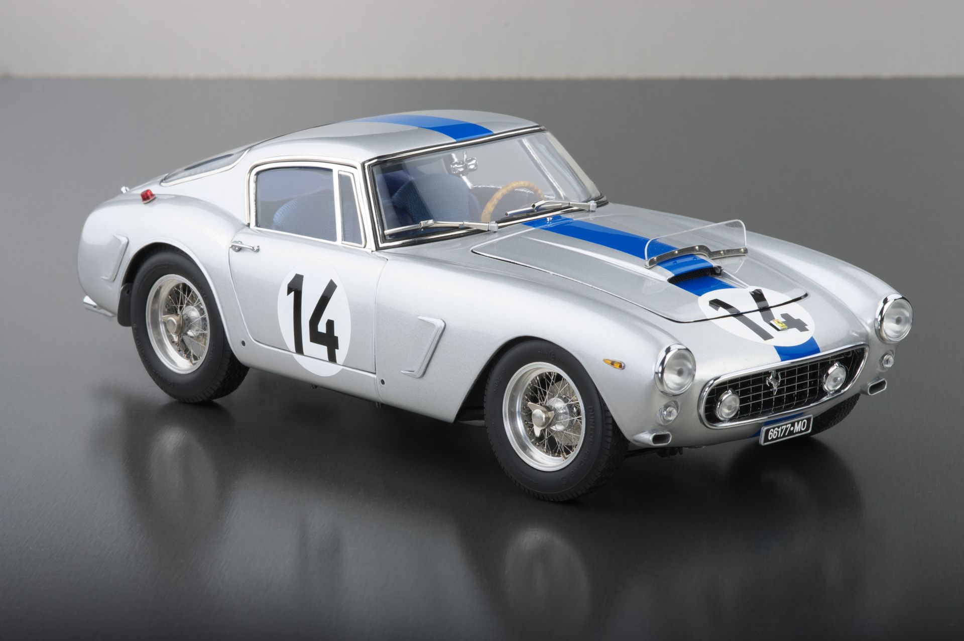 Ferrari-14_07