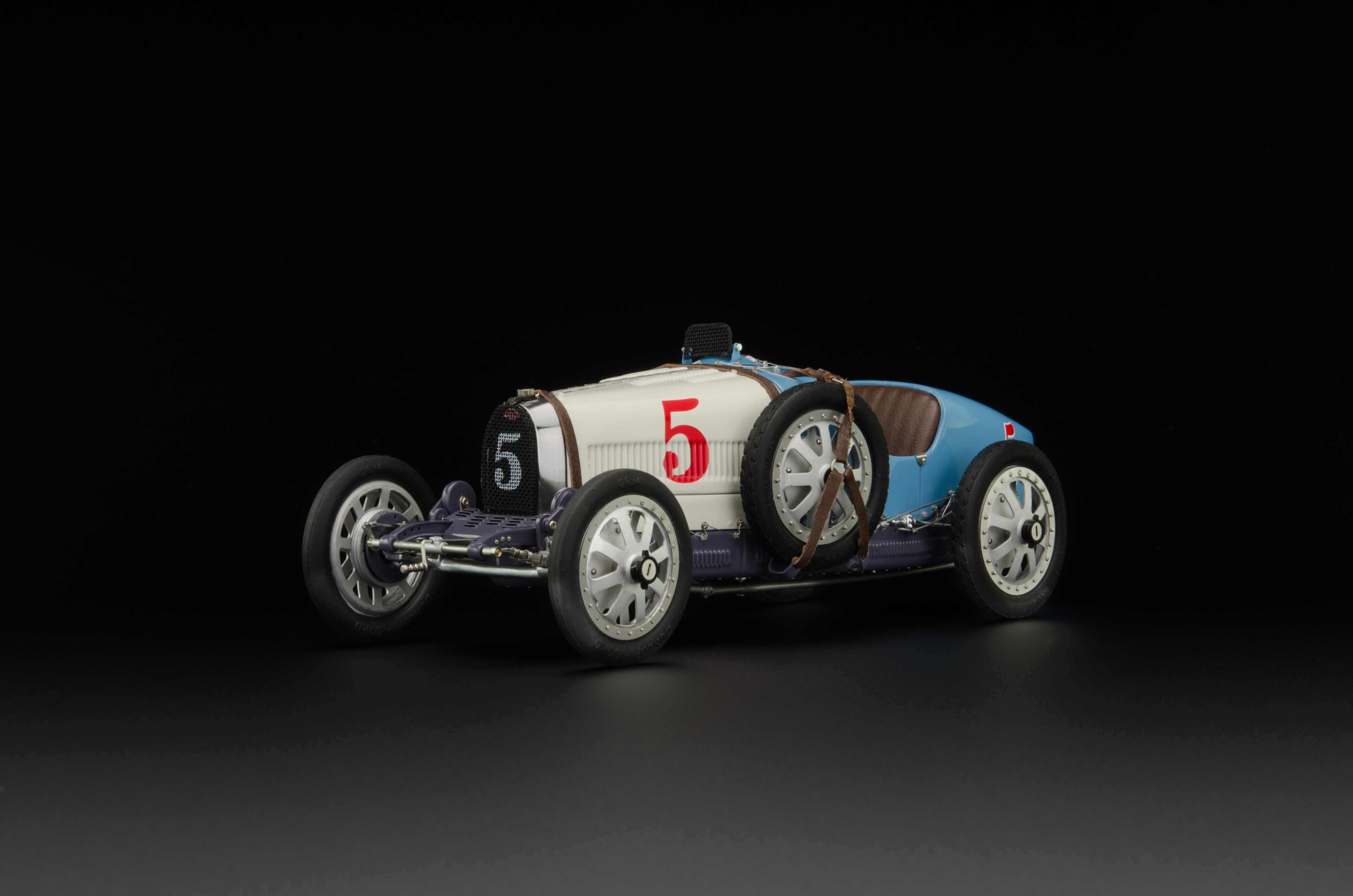 cmc-M-100-013-Bugatti-Nation-Colour-Argentina-02